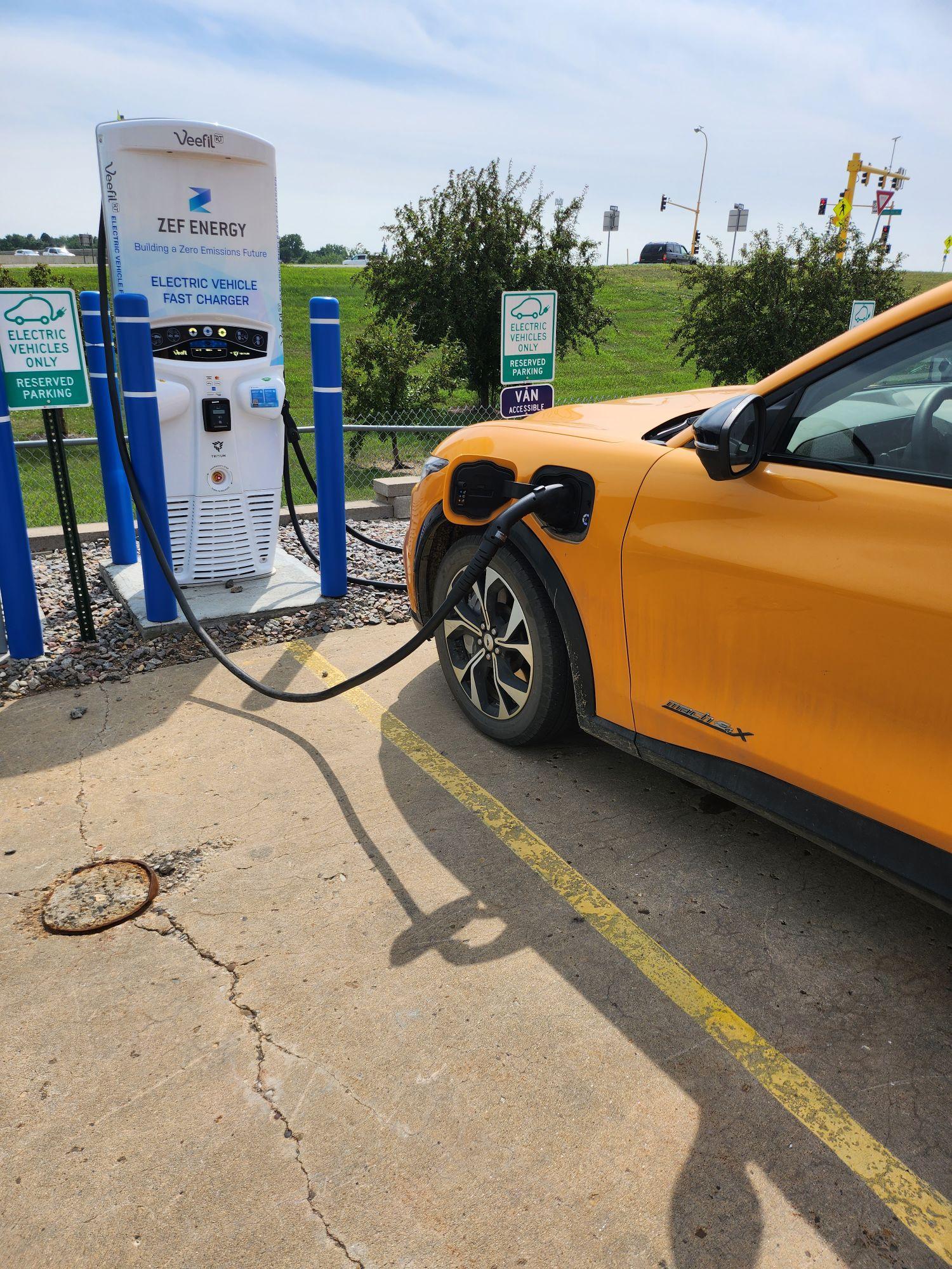 Simonson Station Store Dickinson, ND EV Station