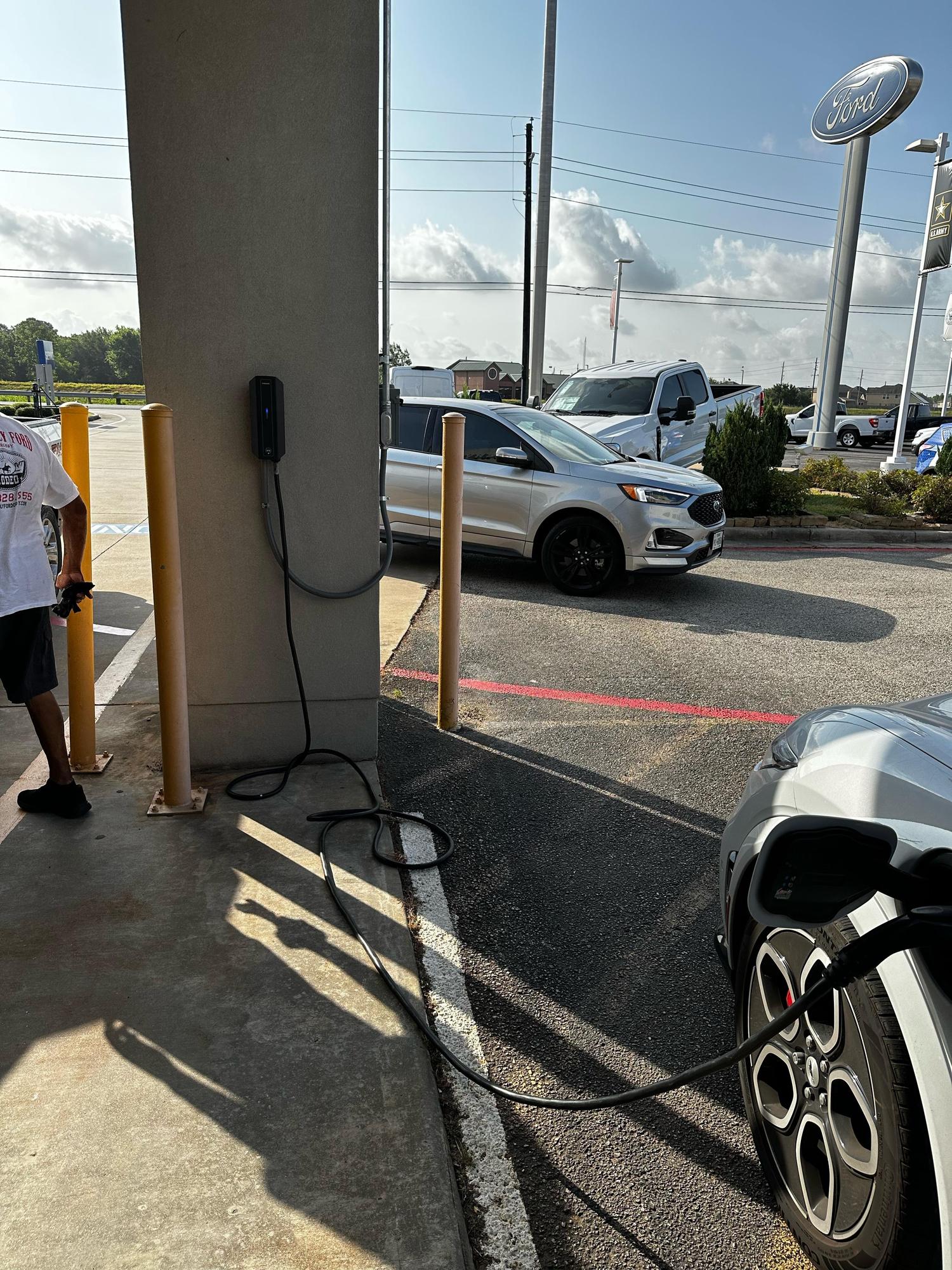 Friendly Ford of Crosby Service Crosby, TX EV Station