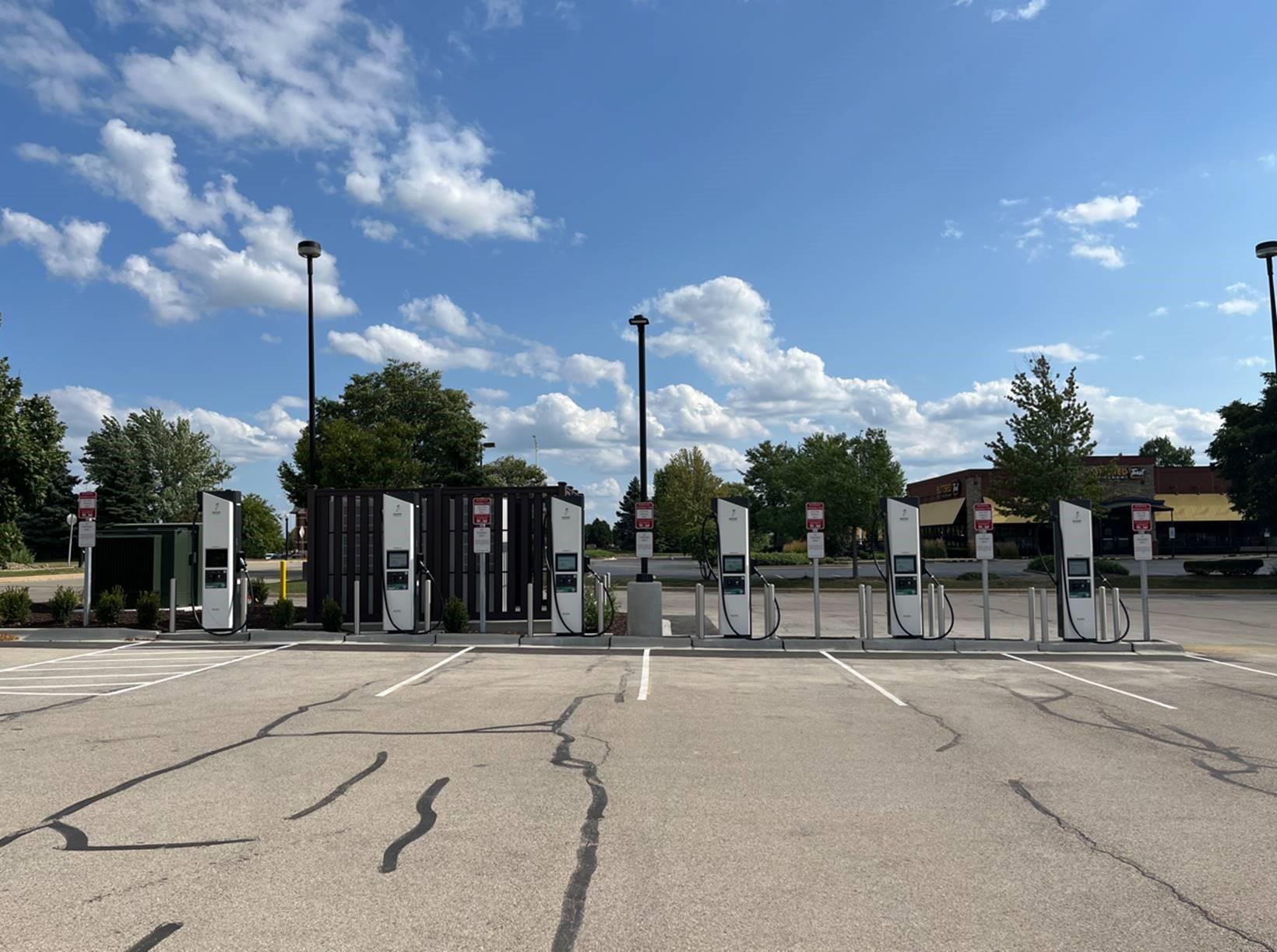 Meijer (2) Algonquin, IL EV Station