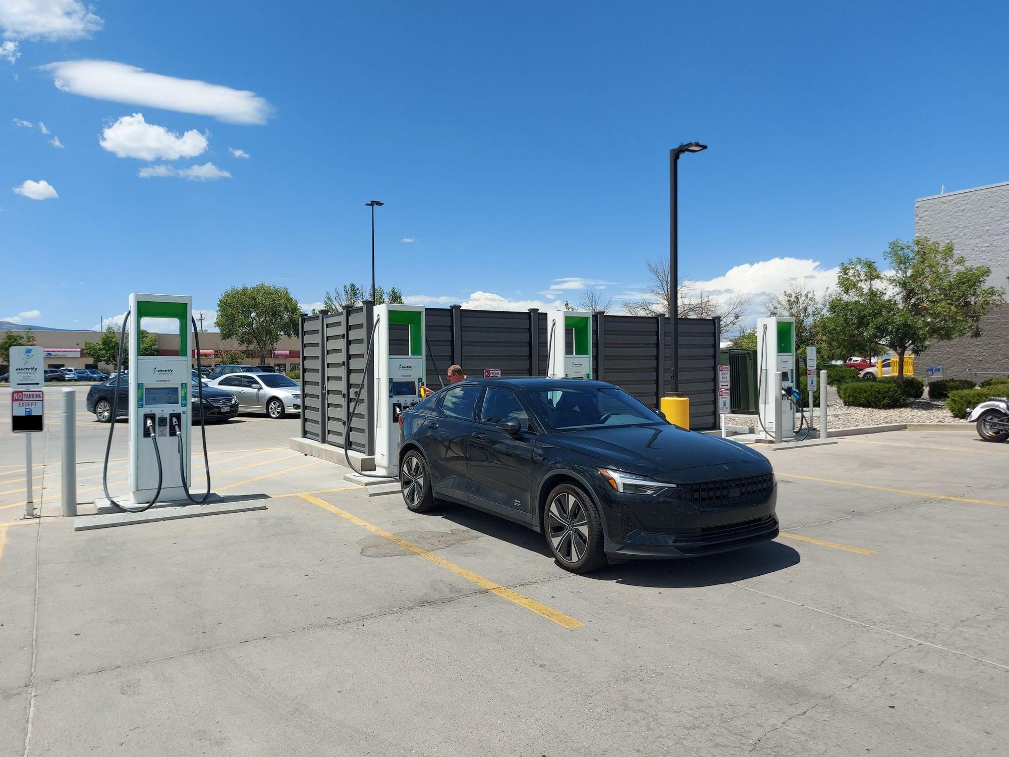 Sam's Club Grand Junction Grand Junction, CO EV Station