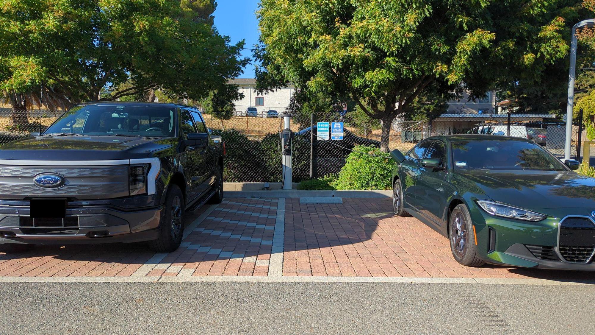 Benicia Community Center Benicia, CA EV Station
