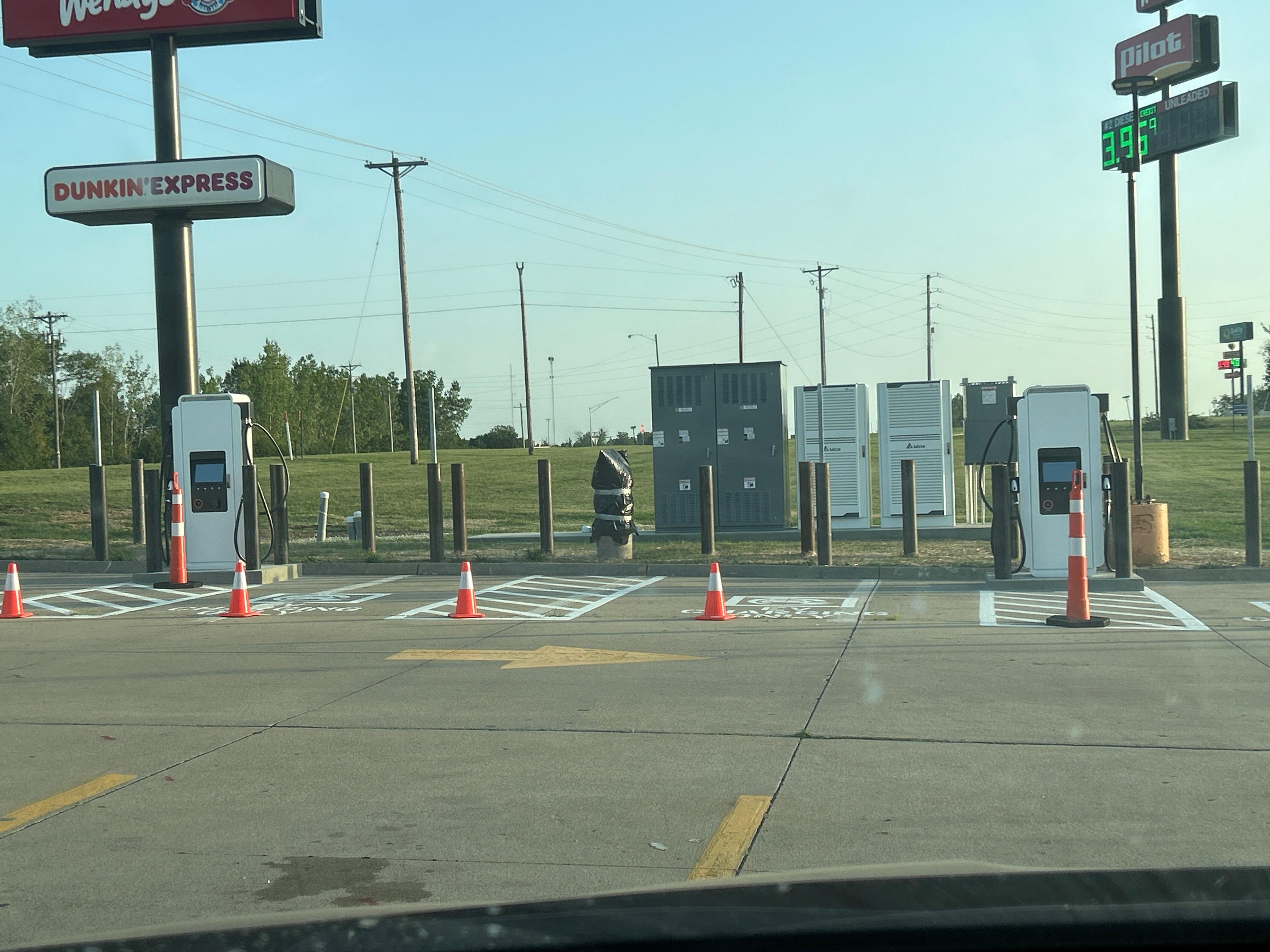 Pilot Travel Center Boonville Boonville, MO EV Station