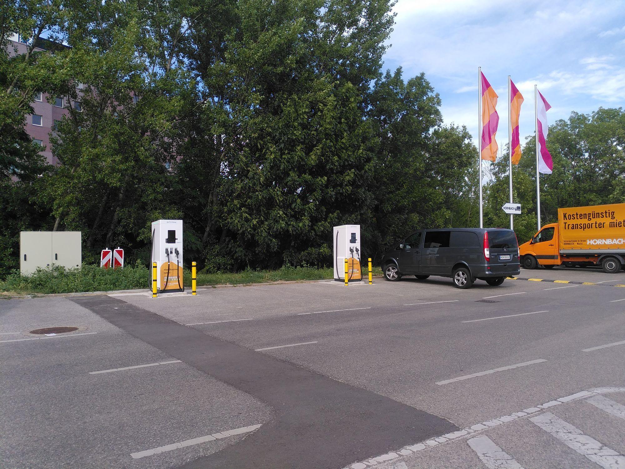 Hornbach Brunn am Gebirge | Brunn am Gebirge, Niederösterreich | EV Station