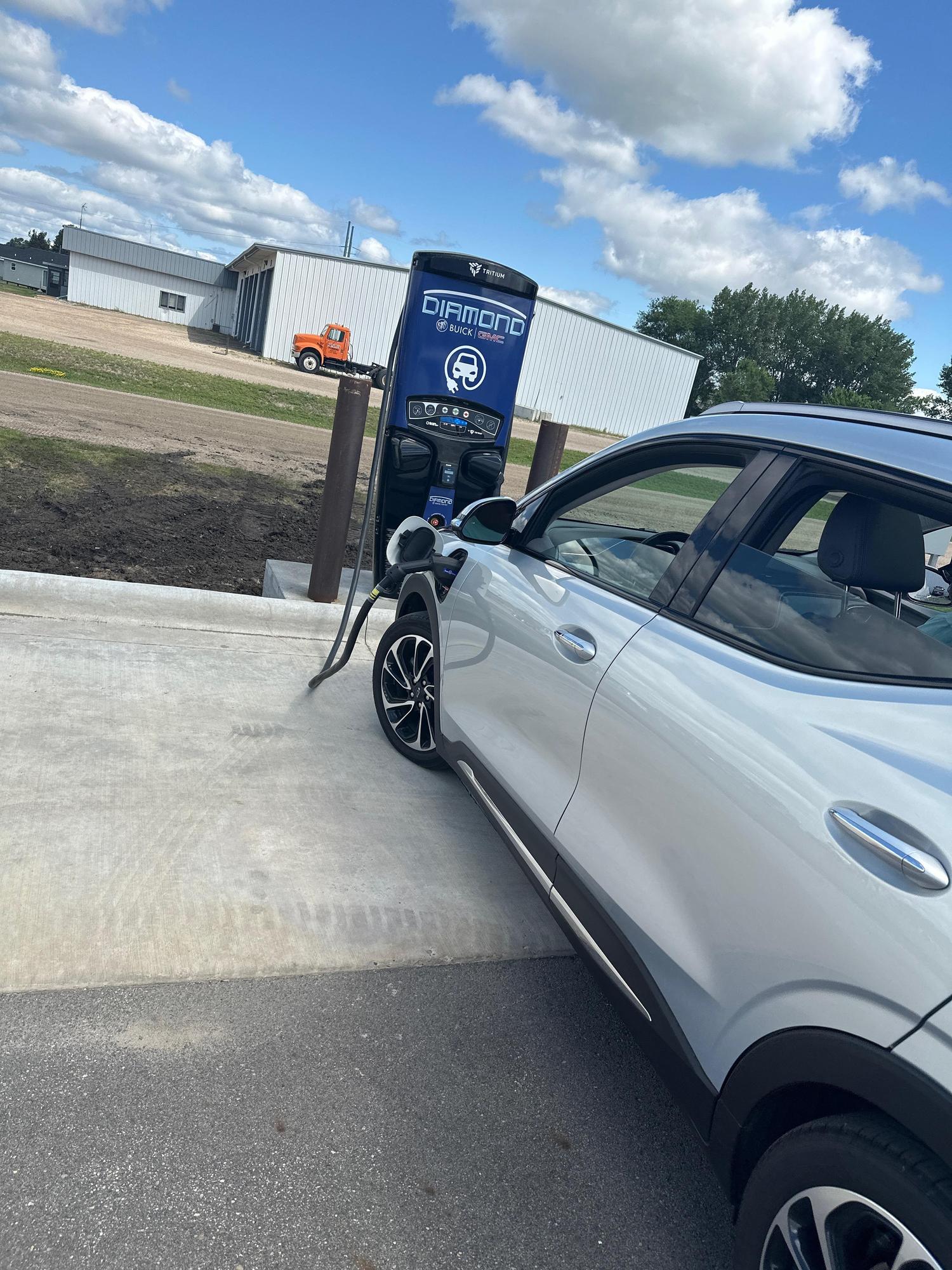 Diamond Buick GMC of Alexandria Alexandria, MN EV Station
