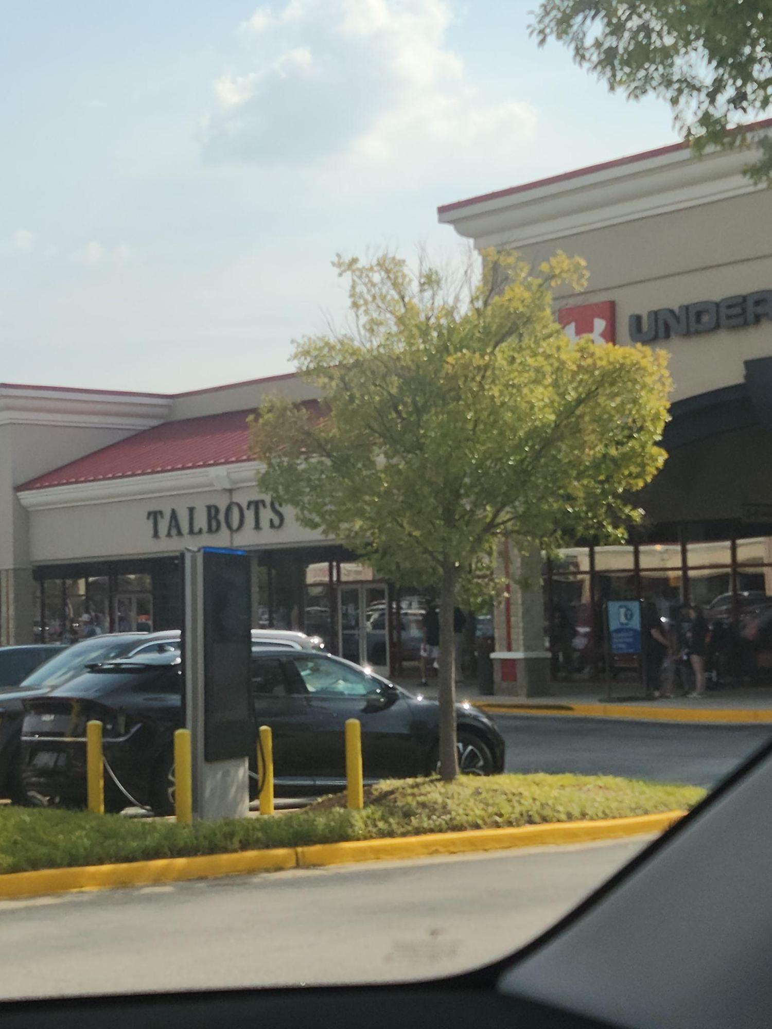Tanger Outlets Locust Grove Under Armour Locust Grove, GA EV Station