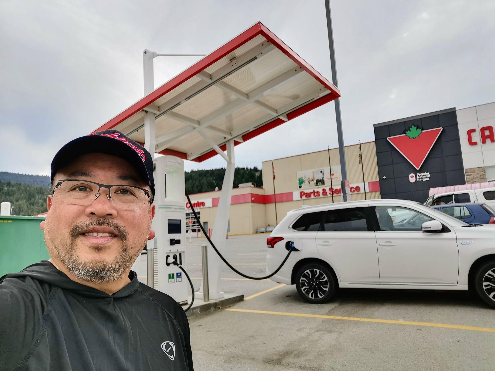 Canadian Tire Kamloops South Kamloops, BC EV Station