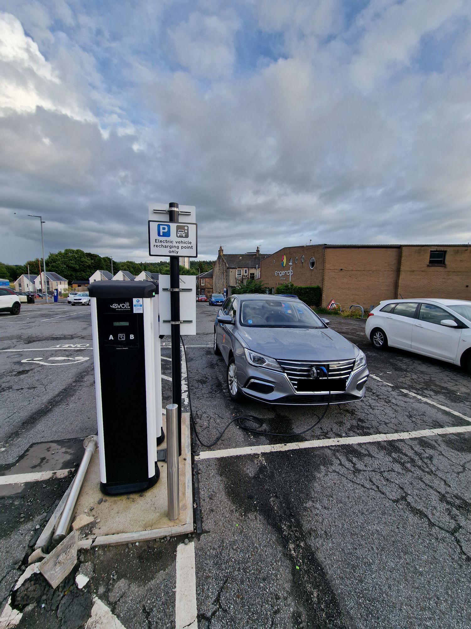 Williamson St Parking Williamson Street, Falkirk, FK1 1PW, UK EV Station