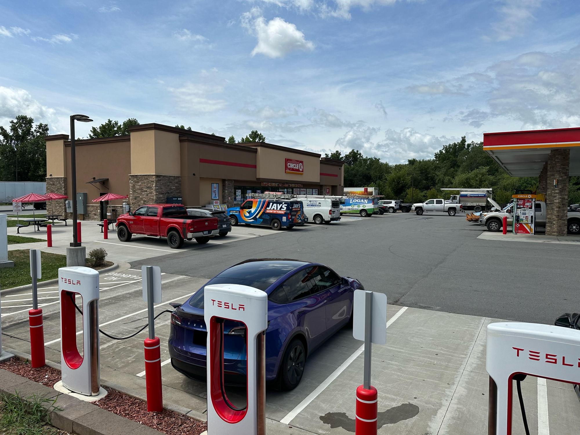 Circle K Mt Airy Mt Airy, NC EV Station