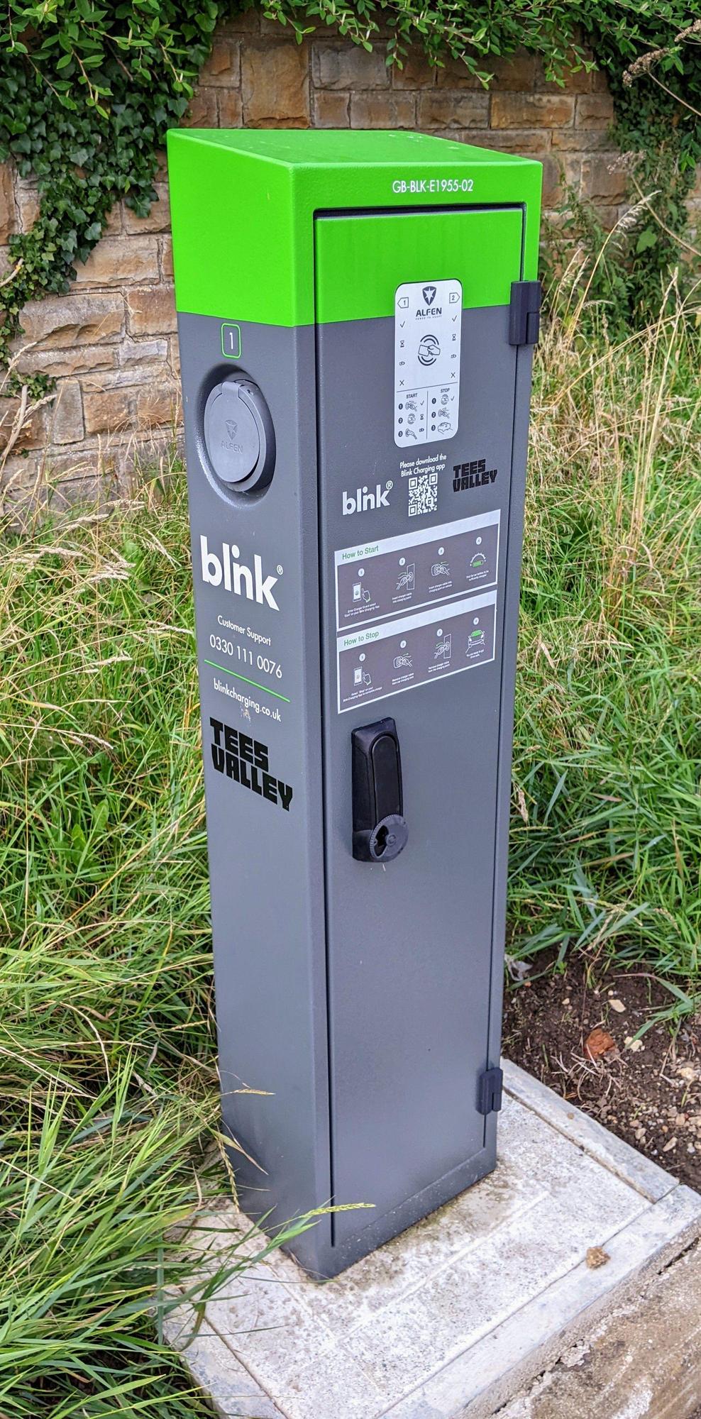 North Road Car Park Loftus, England EV Station
