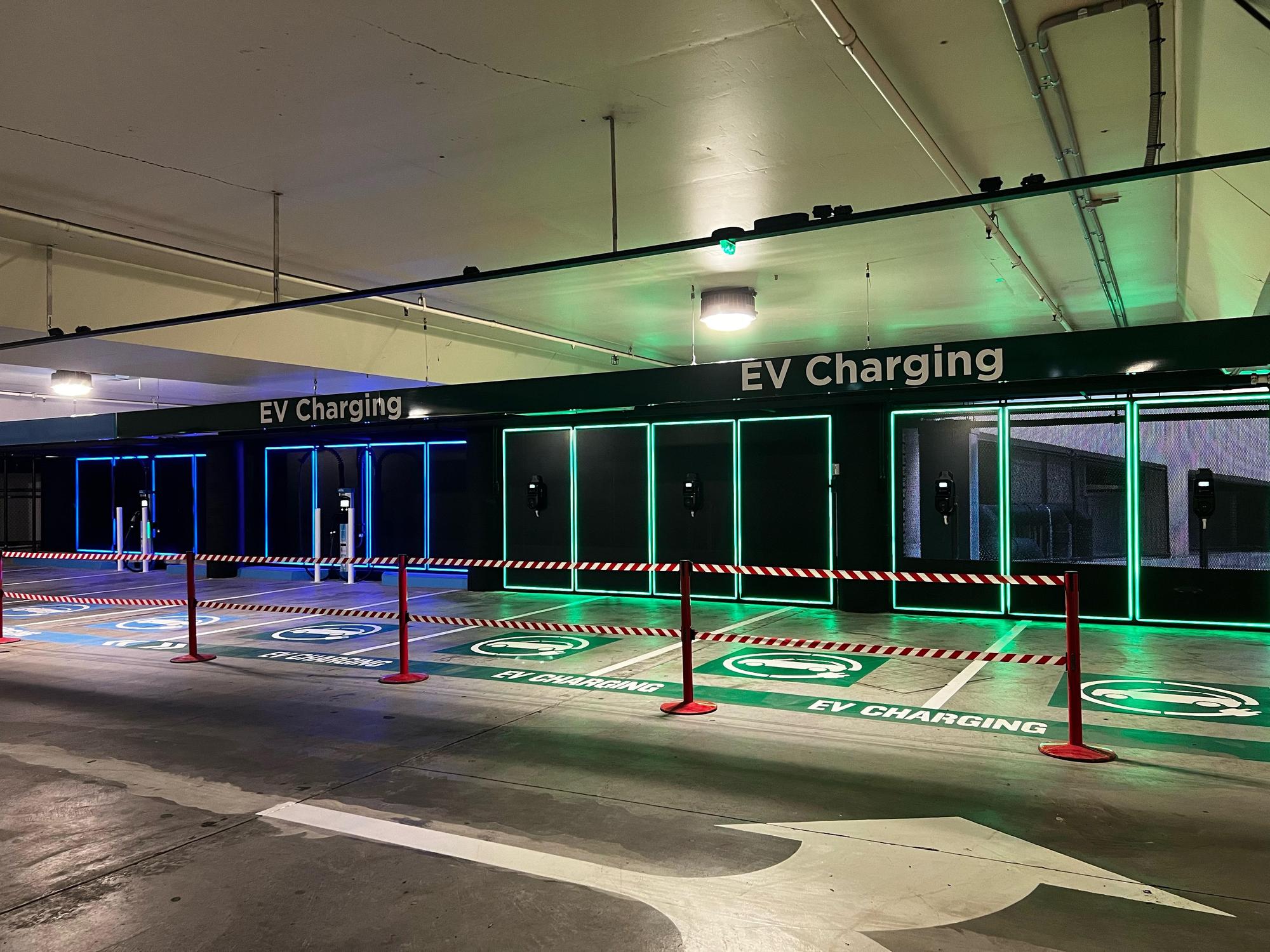 Chadstone Shopping Centre Car Park B (2) Malvern East, VIC EV Station