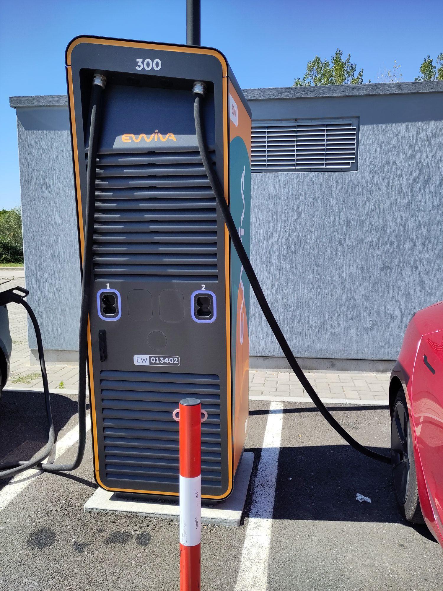 Enel X Way Italia Area di servizio Pontedera EST Superstrada FIPILI SGC Firenze Pisa Enel X Way Italia Area di servizio Pontedera EST Superstrada FIPILI SGC Firenze Pisa