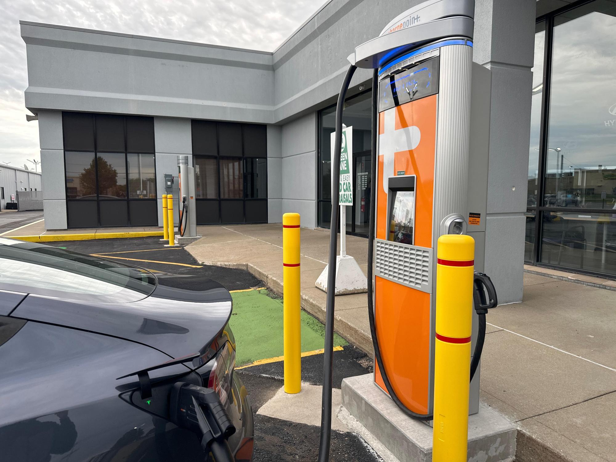 Gurley Leep Hyundai Mishawaka, IN EV Station