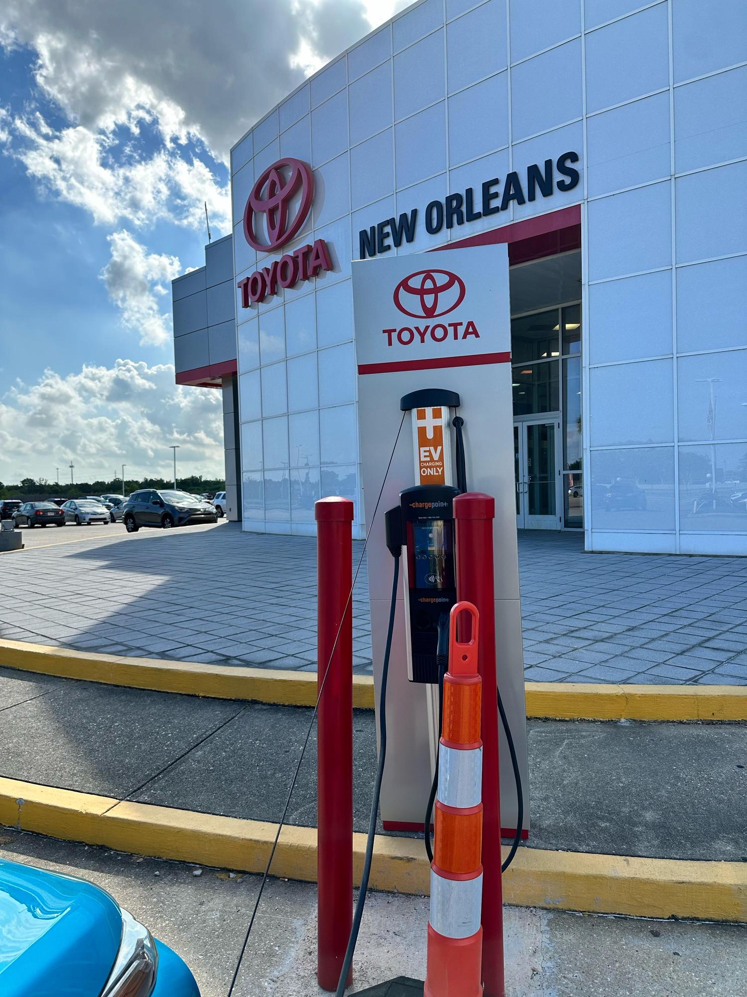 toyota-of-new-orleans-new-orleans-la-ev-station