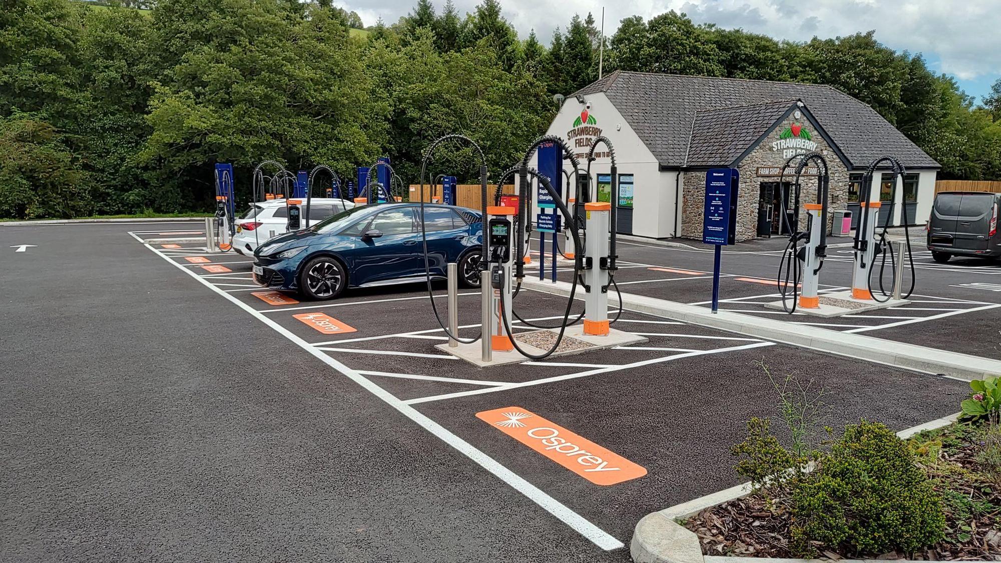 Salmon's Leap Cafe Dartbridge Rd, Buckfastleigh, TQ11 0JR, United Kingdom EV Station