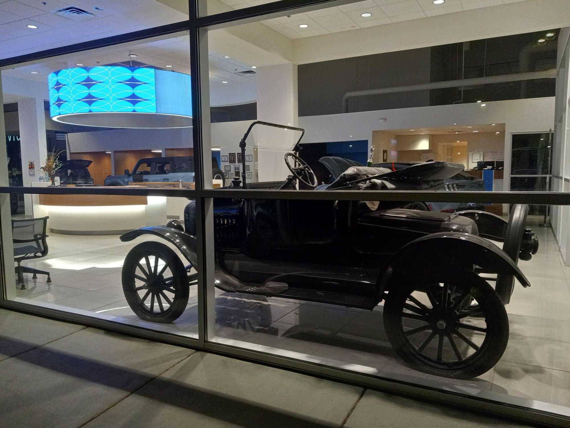 Anderson Ford Kingman Cars 50 - 5u4s6cd