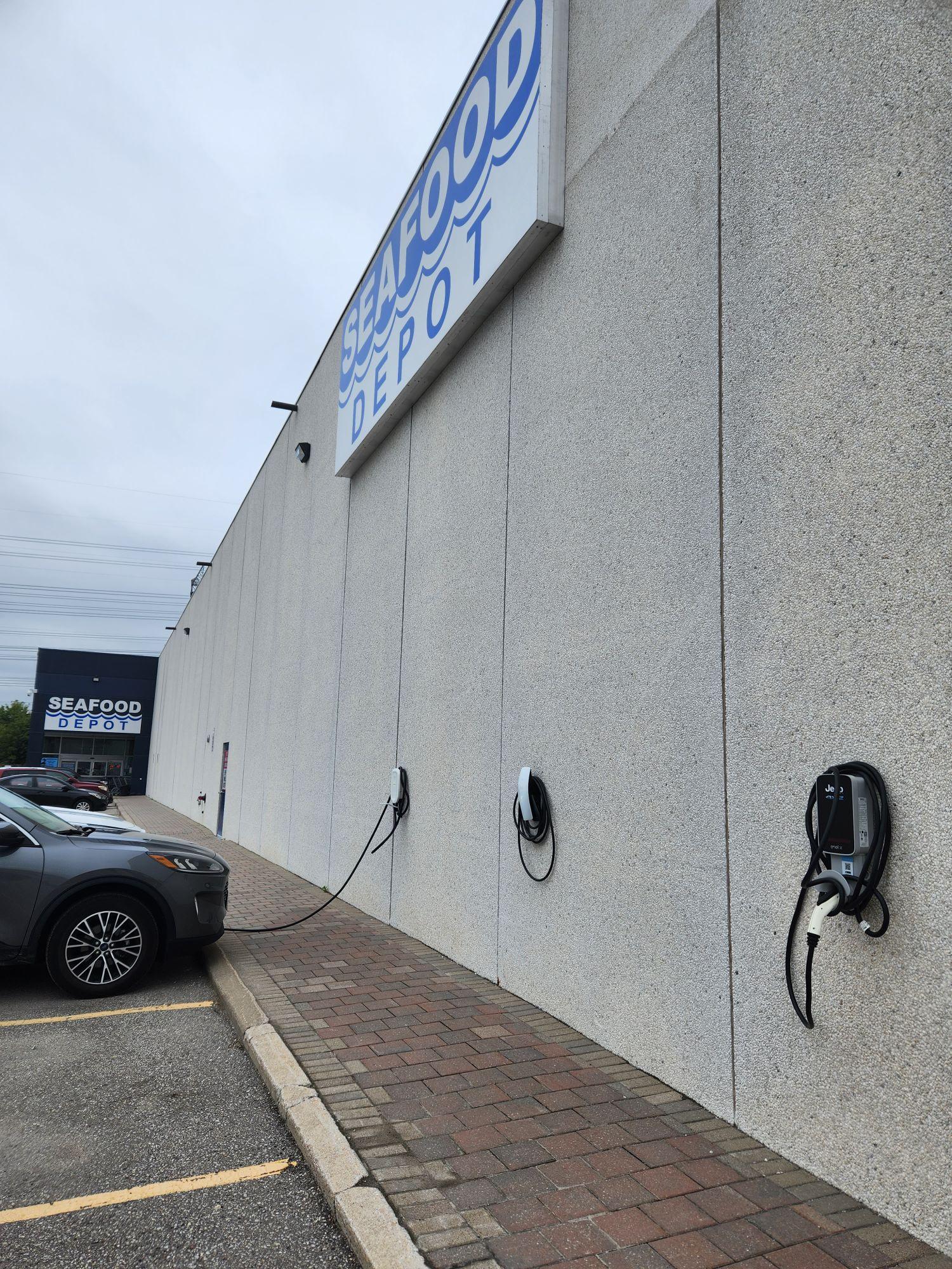 Seafood Depot Vaughan, ON EV Station