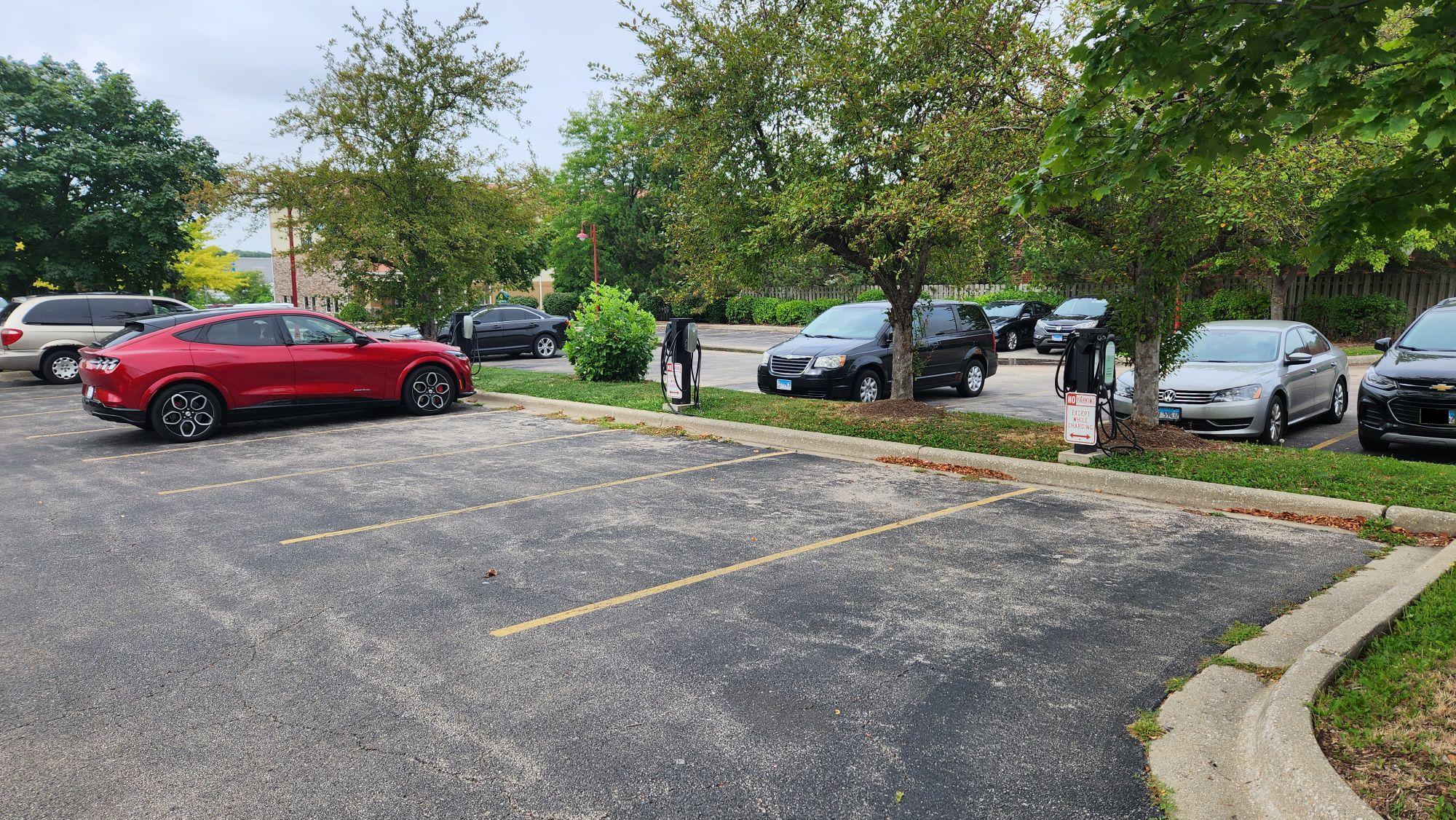 Machine Shed Restaurant Rockford, IL EV Station