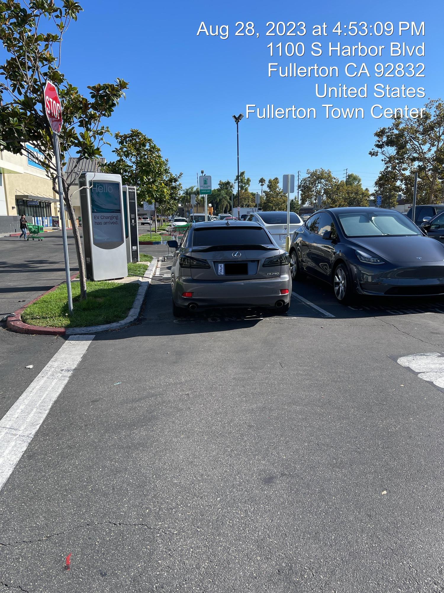 Fullerton Town Center Amazon Fresh Fullerton, CA EV Station