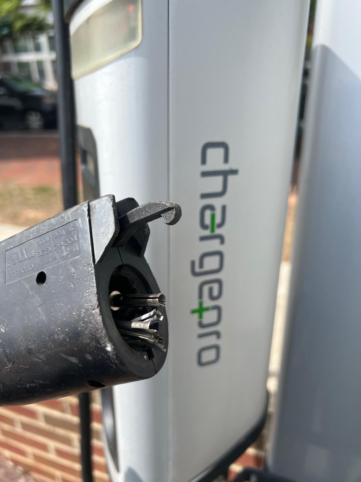 Shops at Town Center & Century Station Safeway Germantown, MD EV