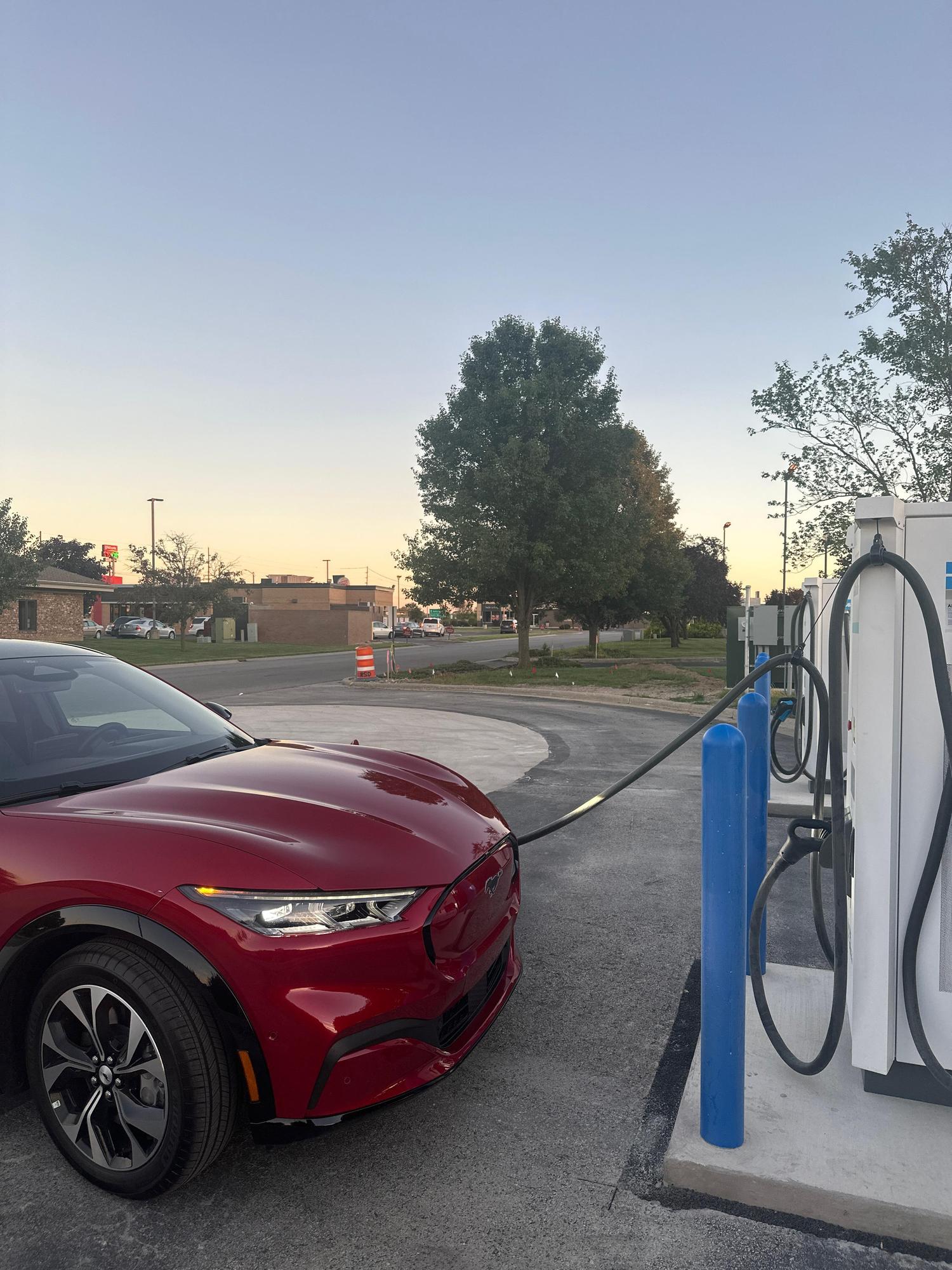 2250 Pottawattamie Ln Parking Lot Rochester, IN EV Station