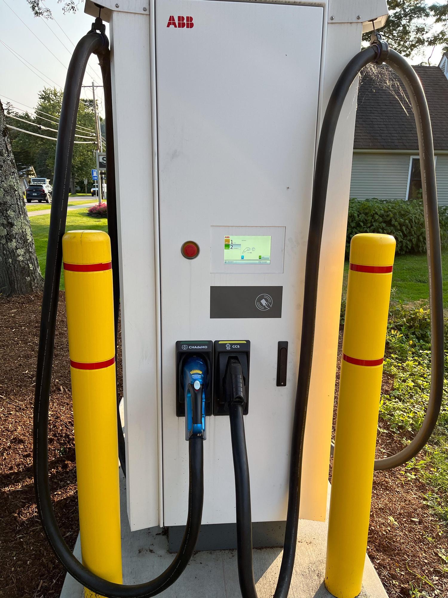Waitsfield Mobil Waitsfield, VT EV Station