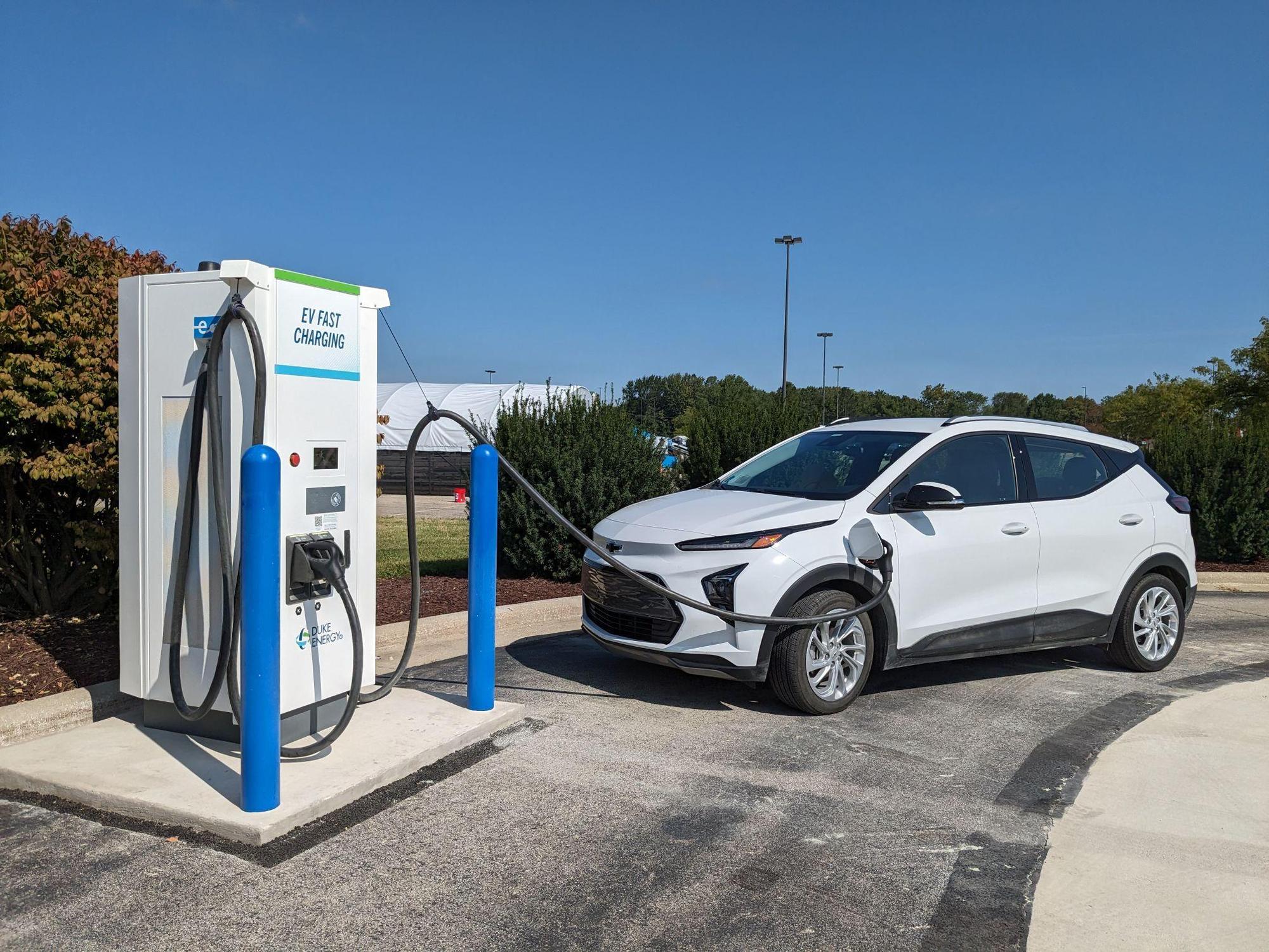 2250 Pottawattamie Ln Parking Lot Rochester, IN EV Station