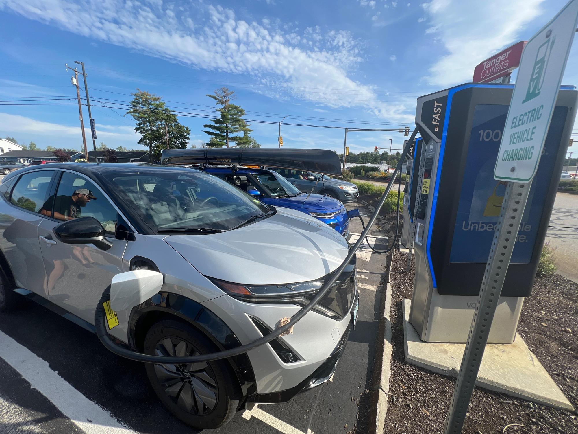 Tanger Outlets Tilton Under Armour Tilton, NH EV Station