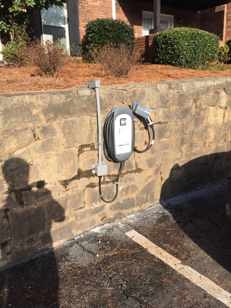 Vinings Palisades Apartments Atlanta, GA EV Station