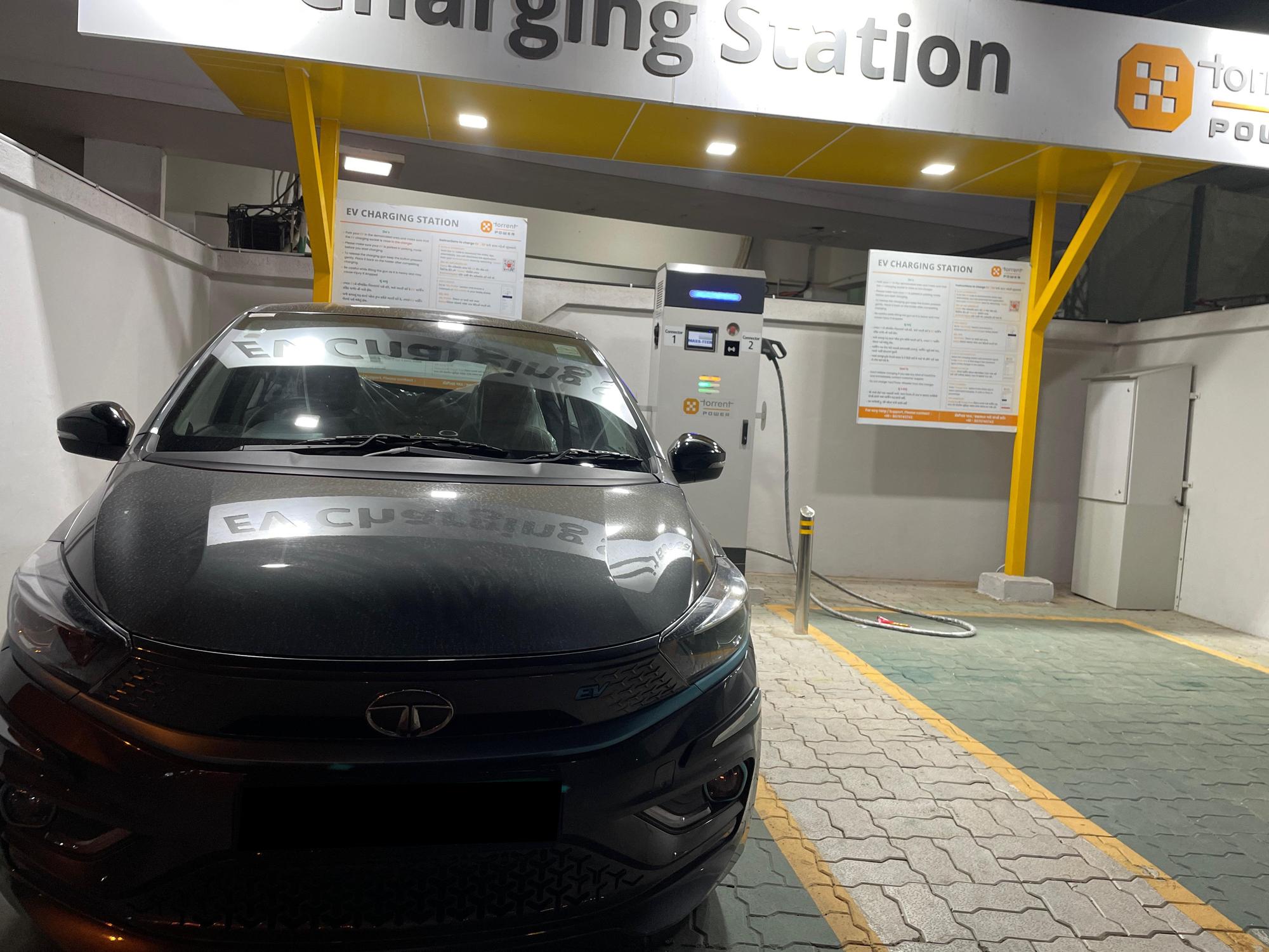 Torrent Power EV Charging Station Surat, GJ EV Station