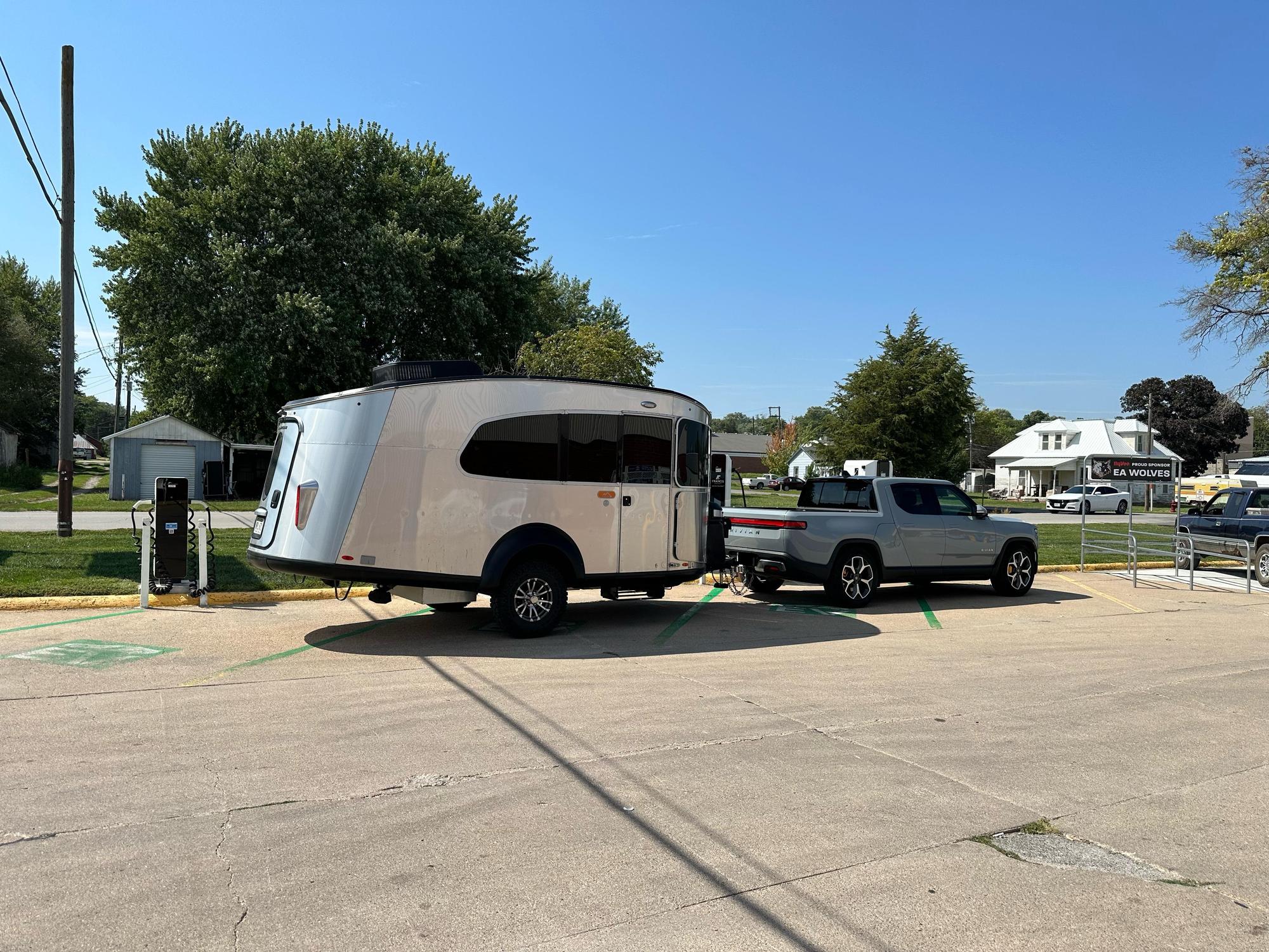 HyVee Tarkio, MO EV Station