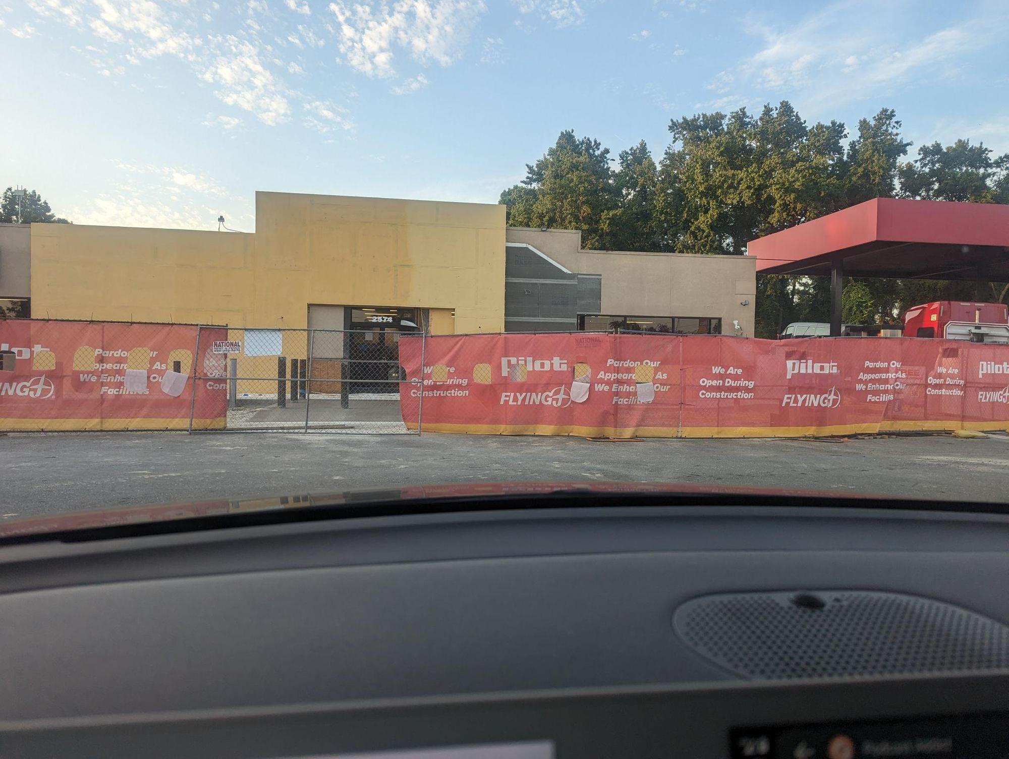 Pilot Travel Center Soon) Warsaw, NC EV Station