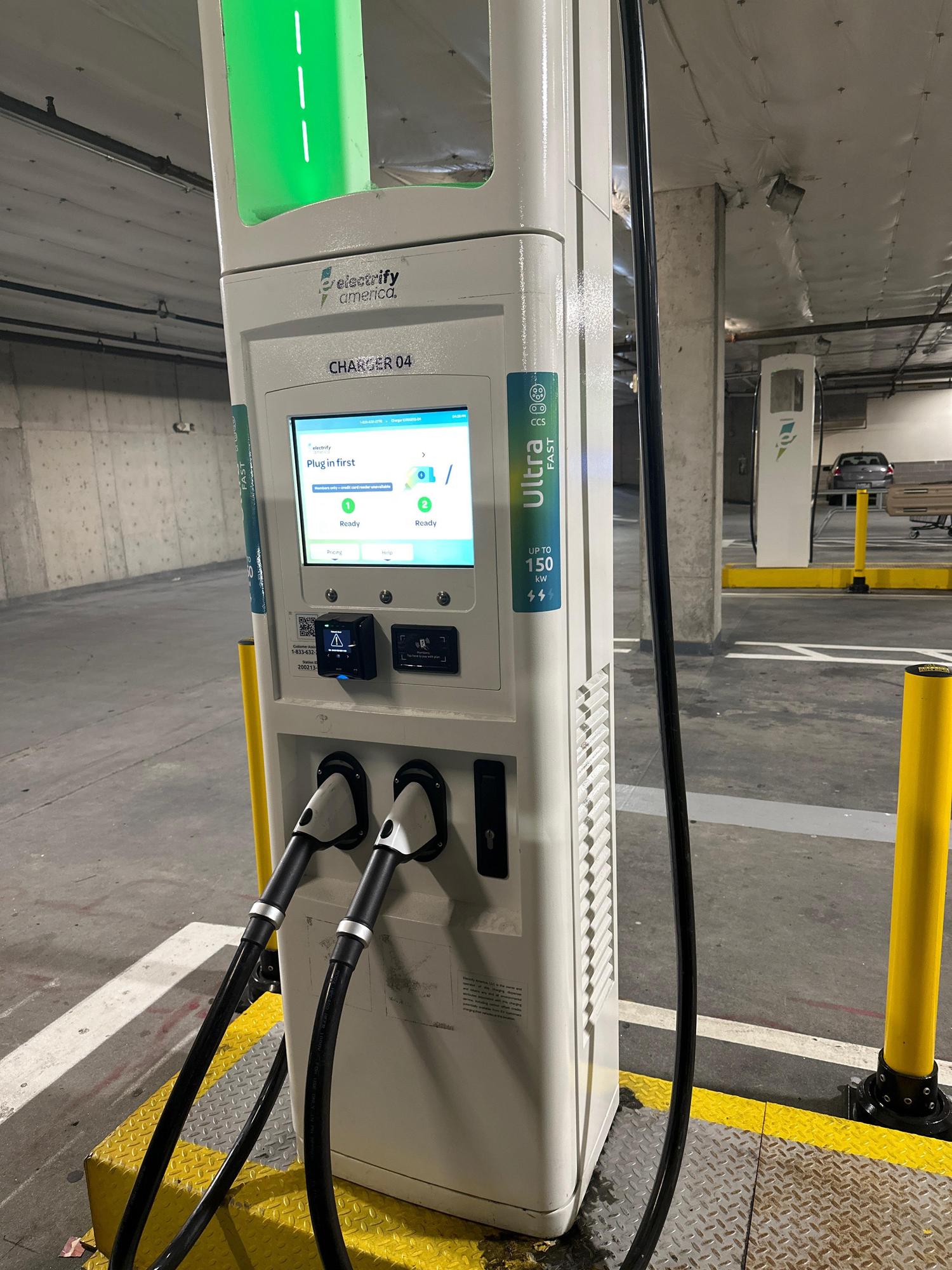 Safeway Bellevue, WA EV Station
