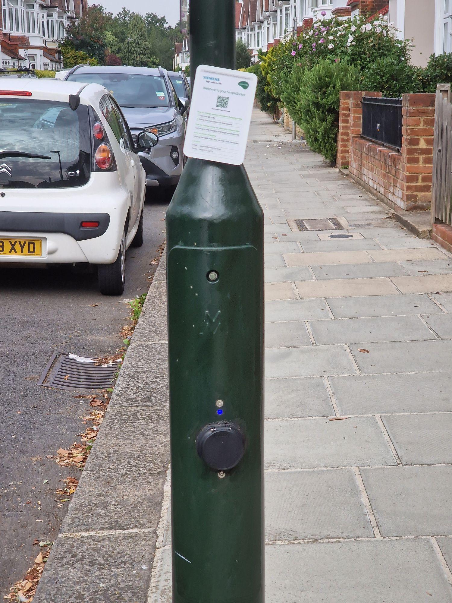 ubitricity Gesellschaft für verteilte Energiesysteme mbH 3 Old Deer