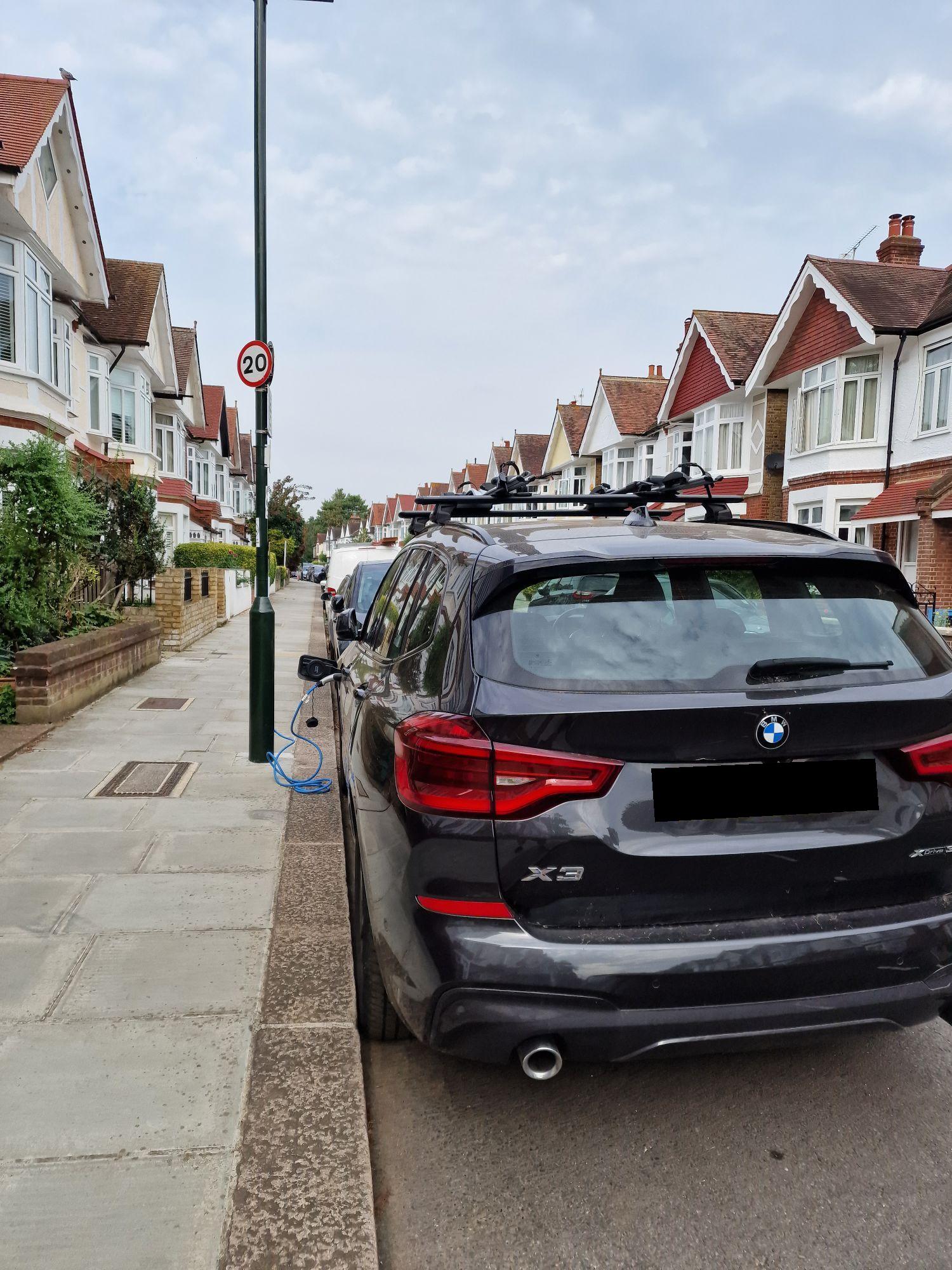 12 Old Deer Park Gardens Parking 12 Old Deer Park Gardens, London