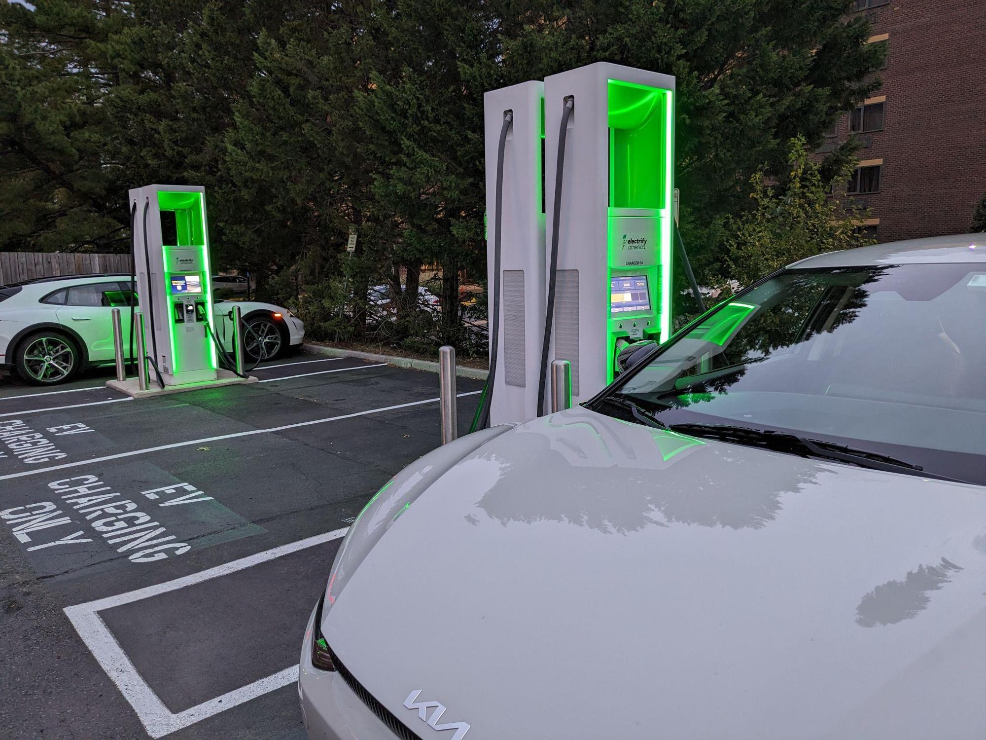 Bank of America Fairfax, VA EV Station