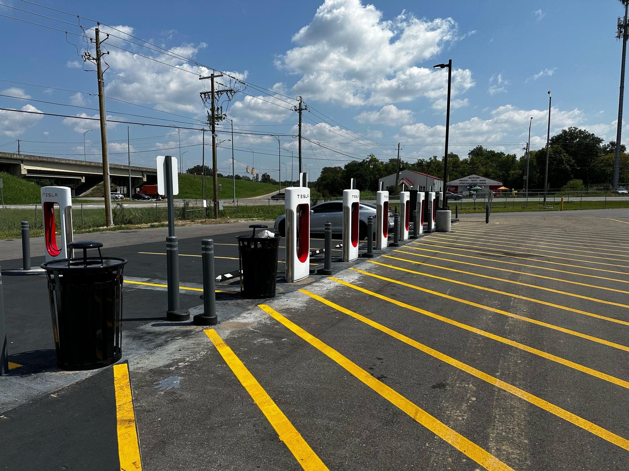 Southlawn Shopping Center Montgomery, AL EV Station
