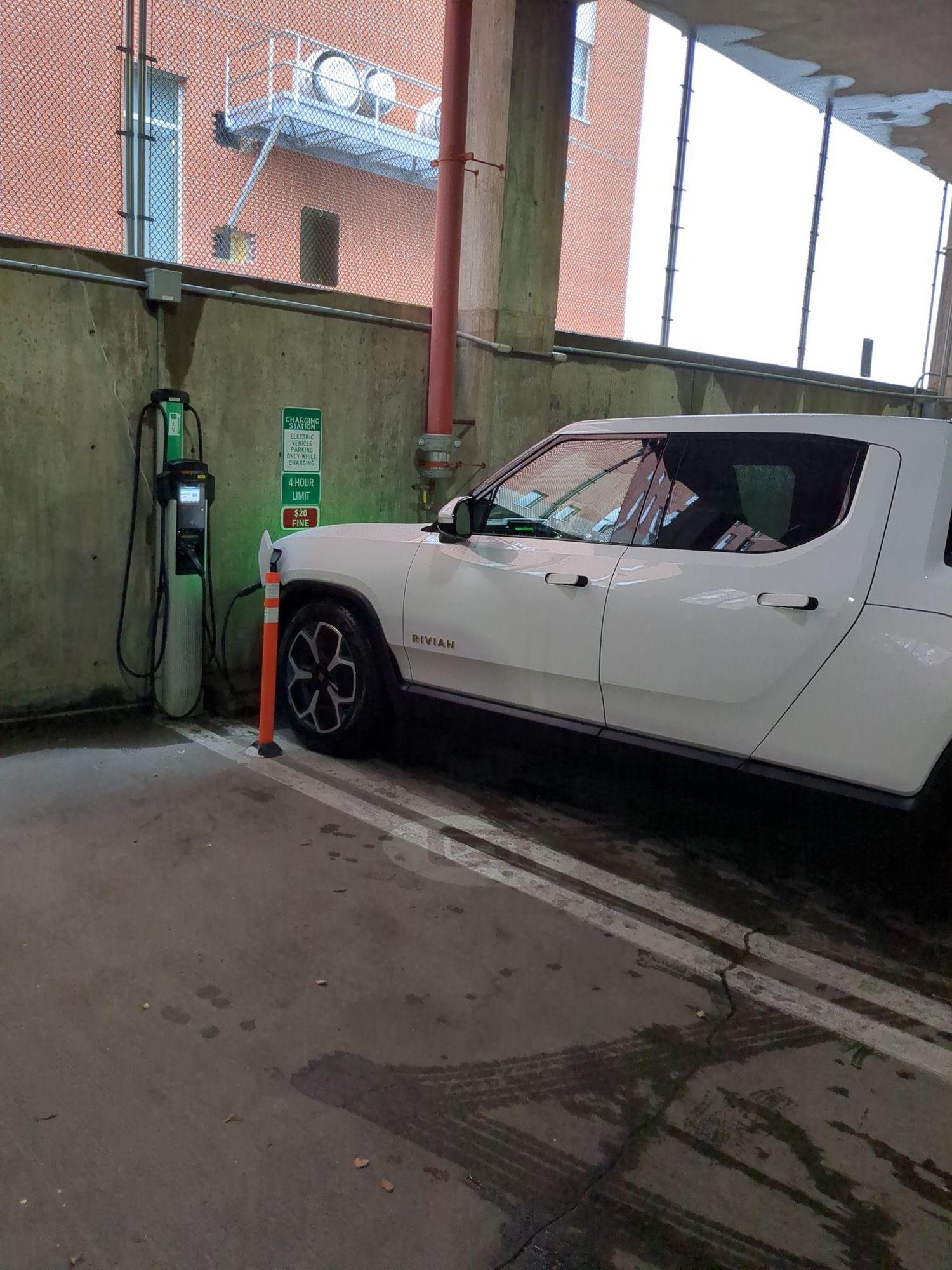 The University of Iowa North Campus Parking Deck Iowa City, IA EV