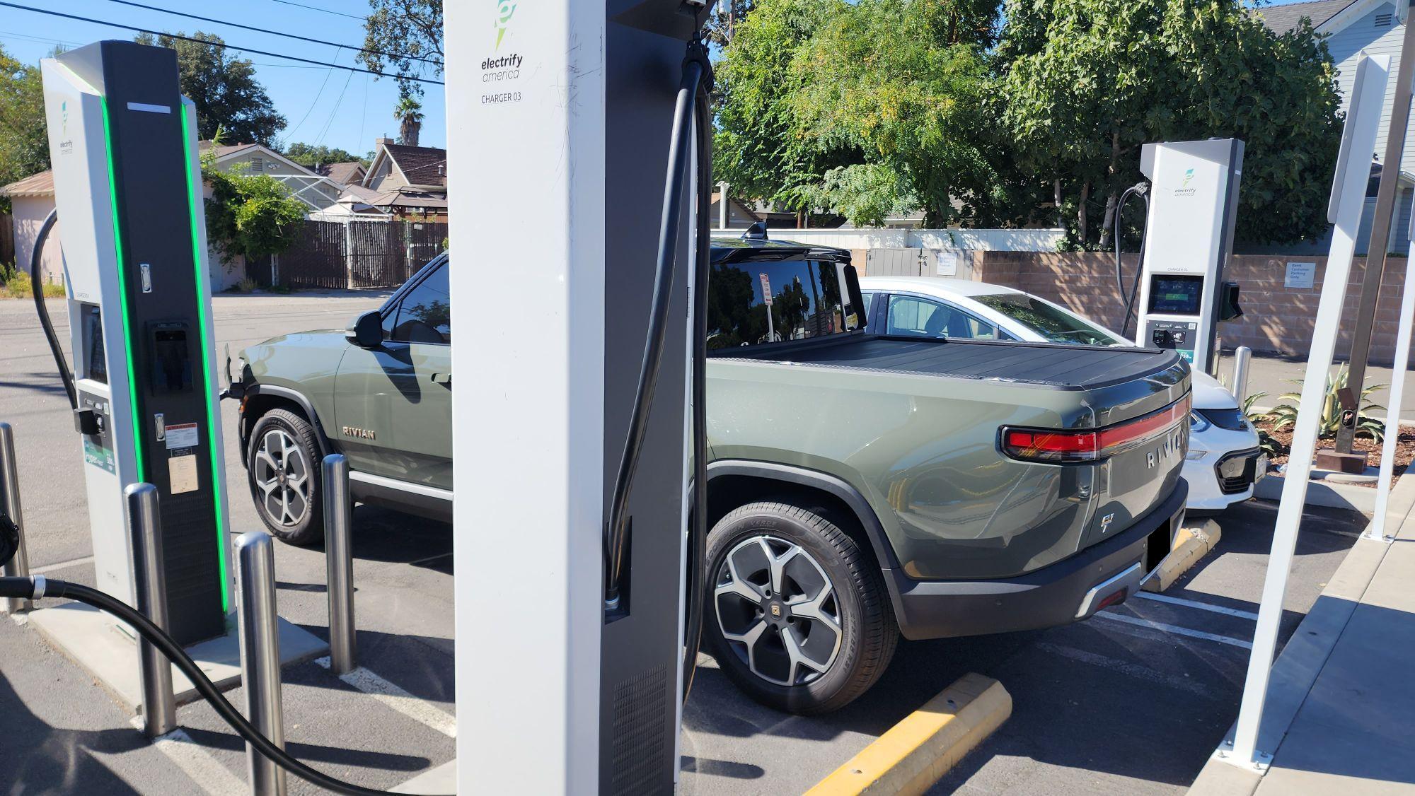 Paso Robles Bank of America Paso Robles, CA EV Station