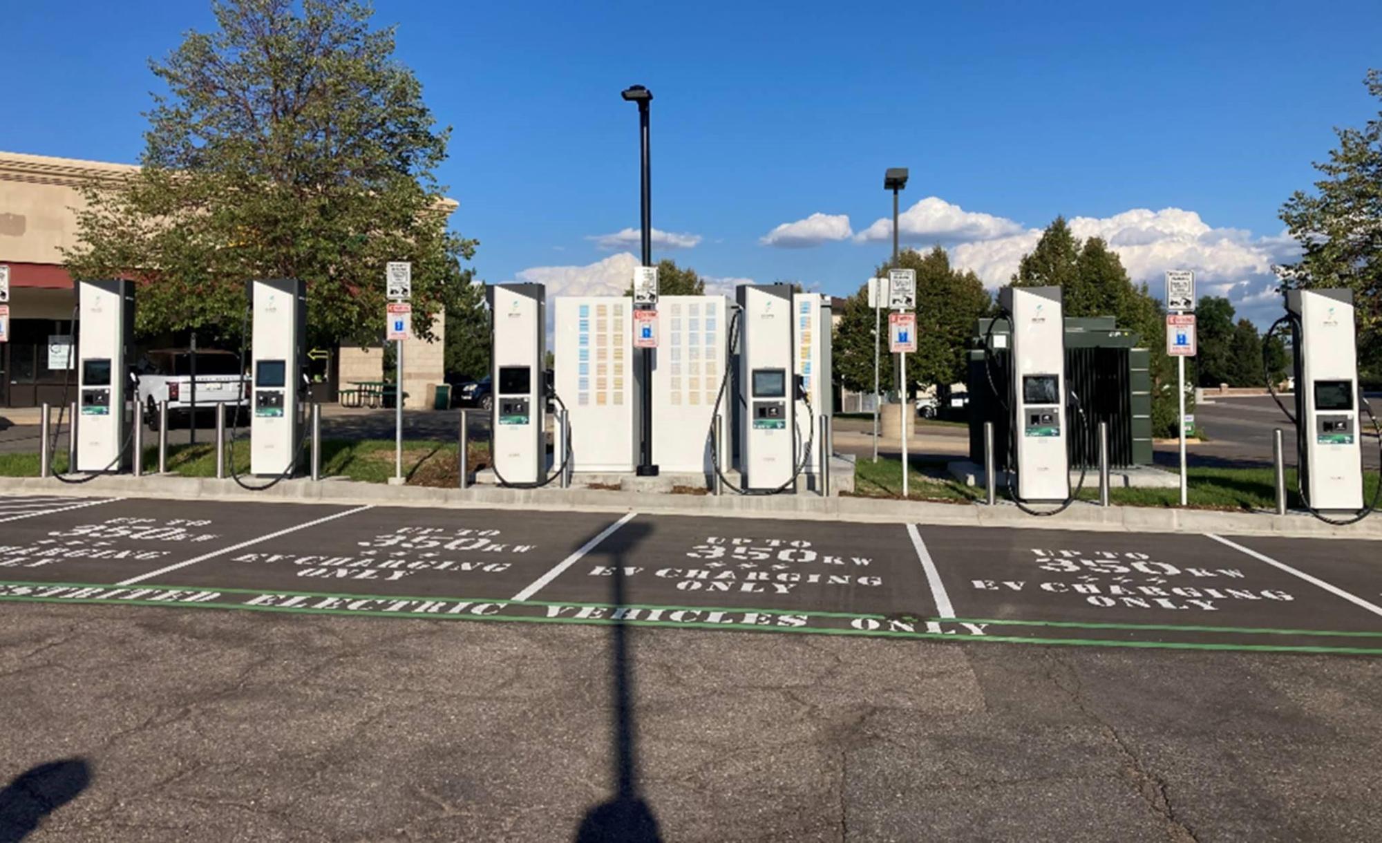 Columbine Knolls Village Subway Littleton, CO EV Station
