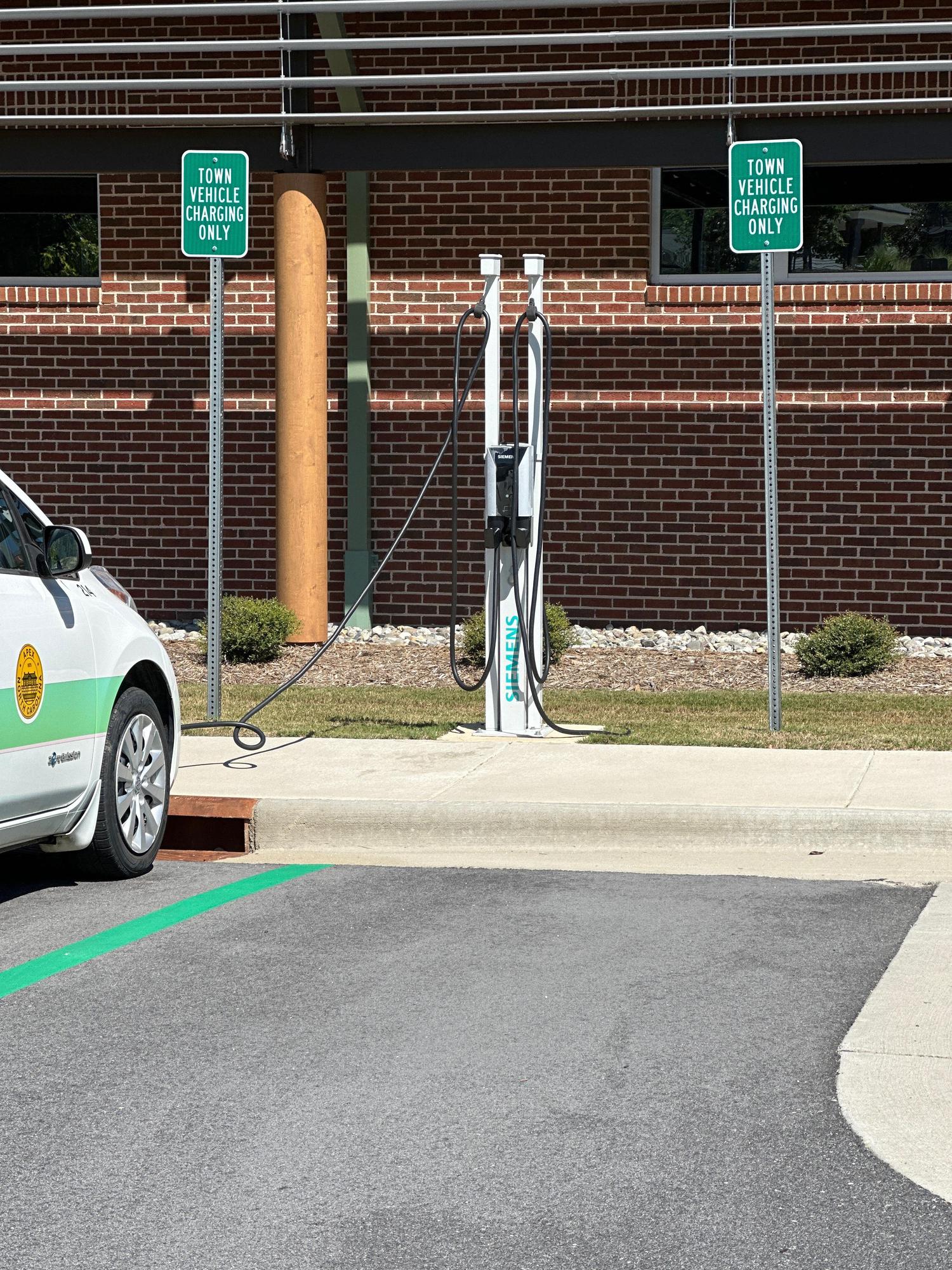 Apex Electric Utilities Department Apex, NC EV Station