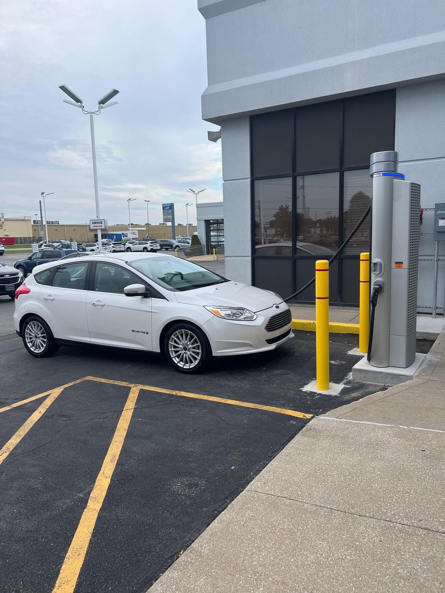 Gurley Leep Hyundai Mishawaka, IN EV Station