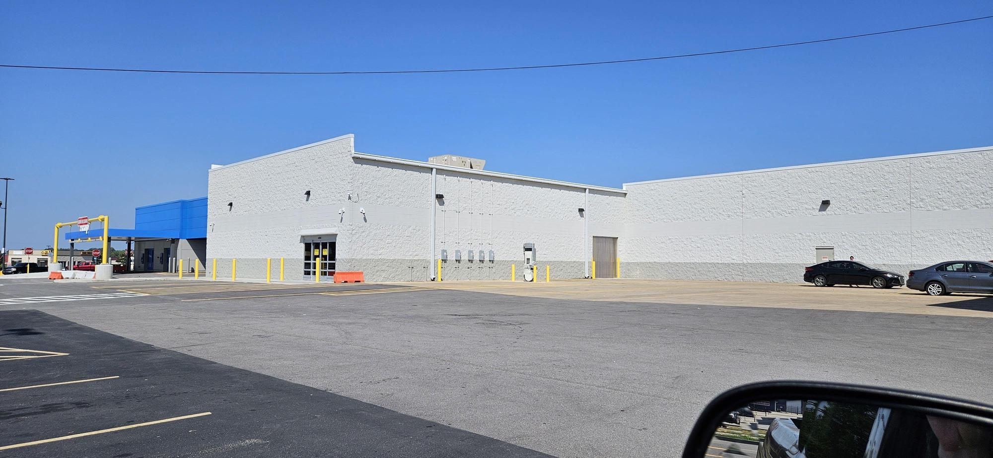 Walmart, Zero St. Soon) Fort Smith, AR EV Station