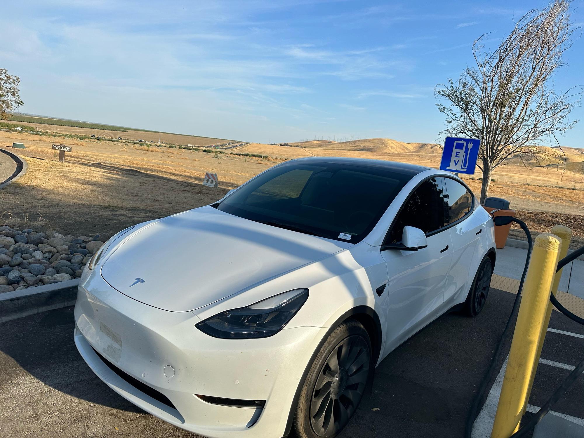 Westley Rest Area Southbound Manteca, CA EV Station