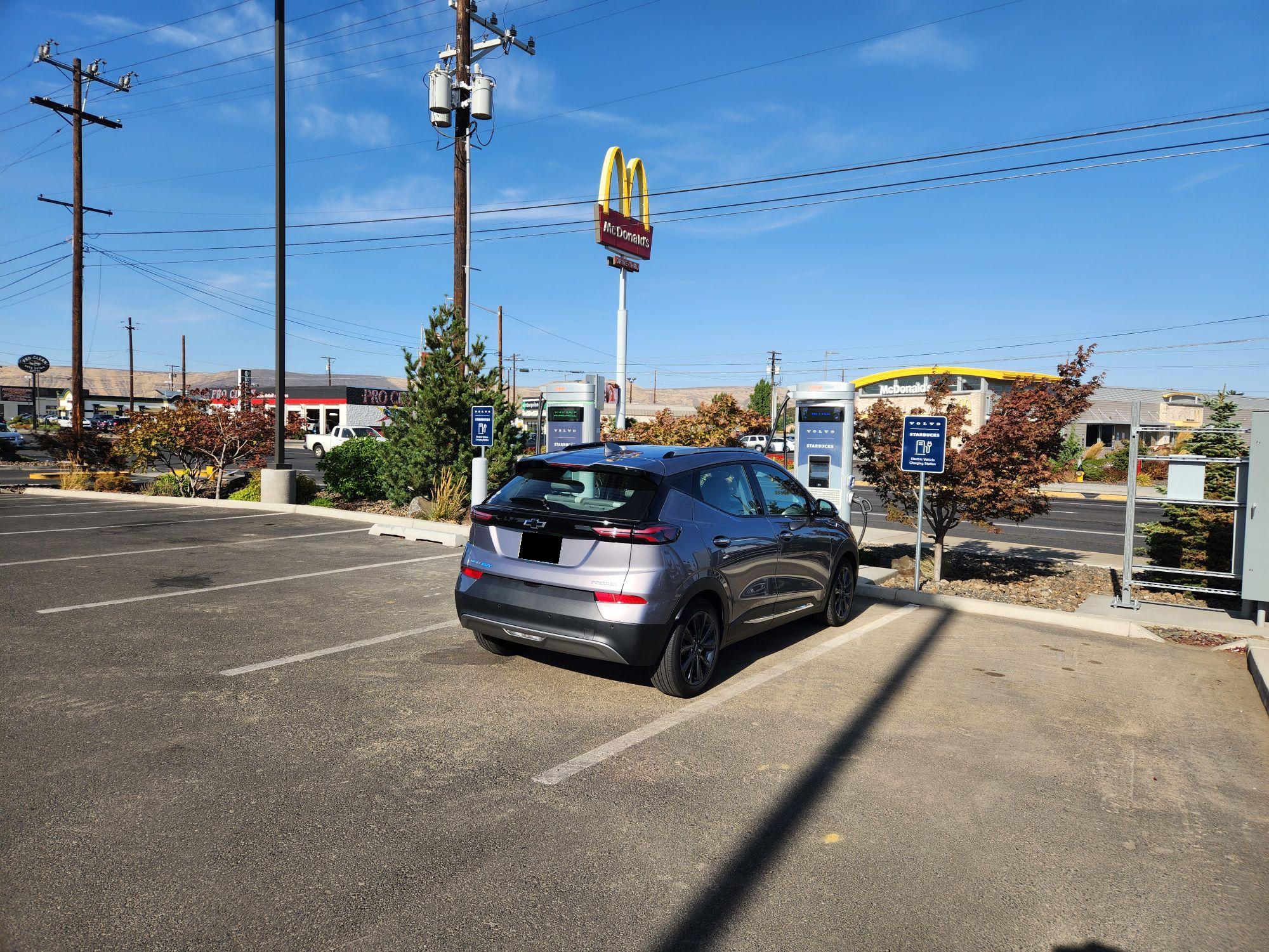 Starbucks Yakima, WA EV Station