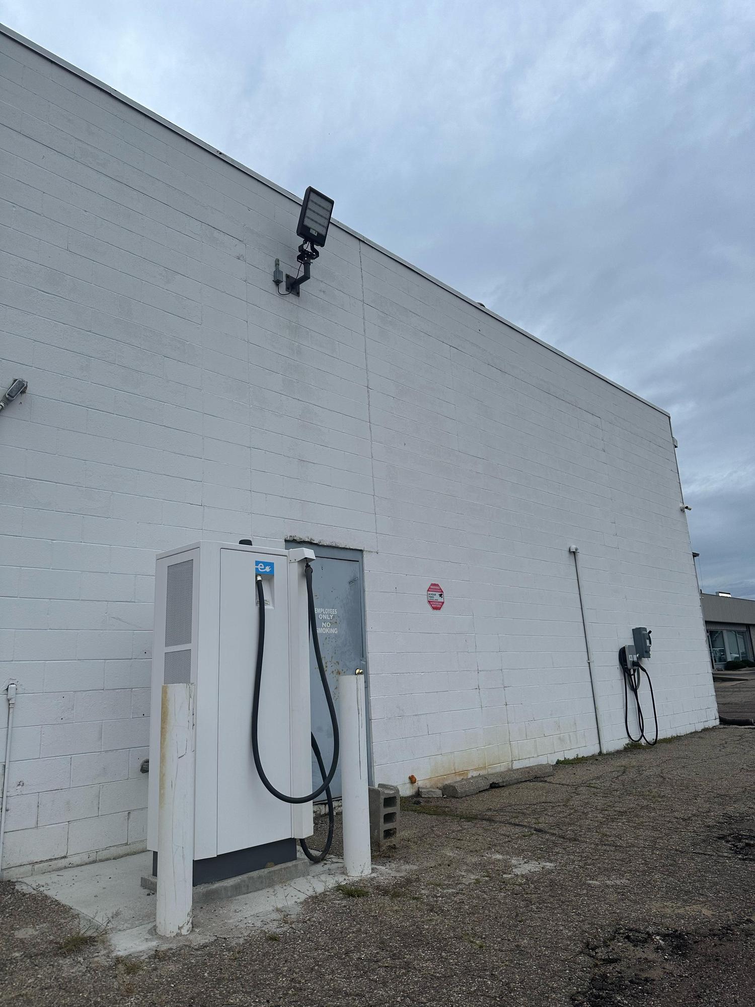 Jim Stykemain Chevrolet GMC Sturgis, MI EV Station