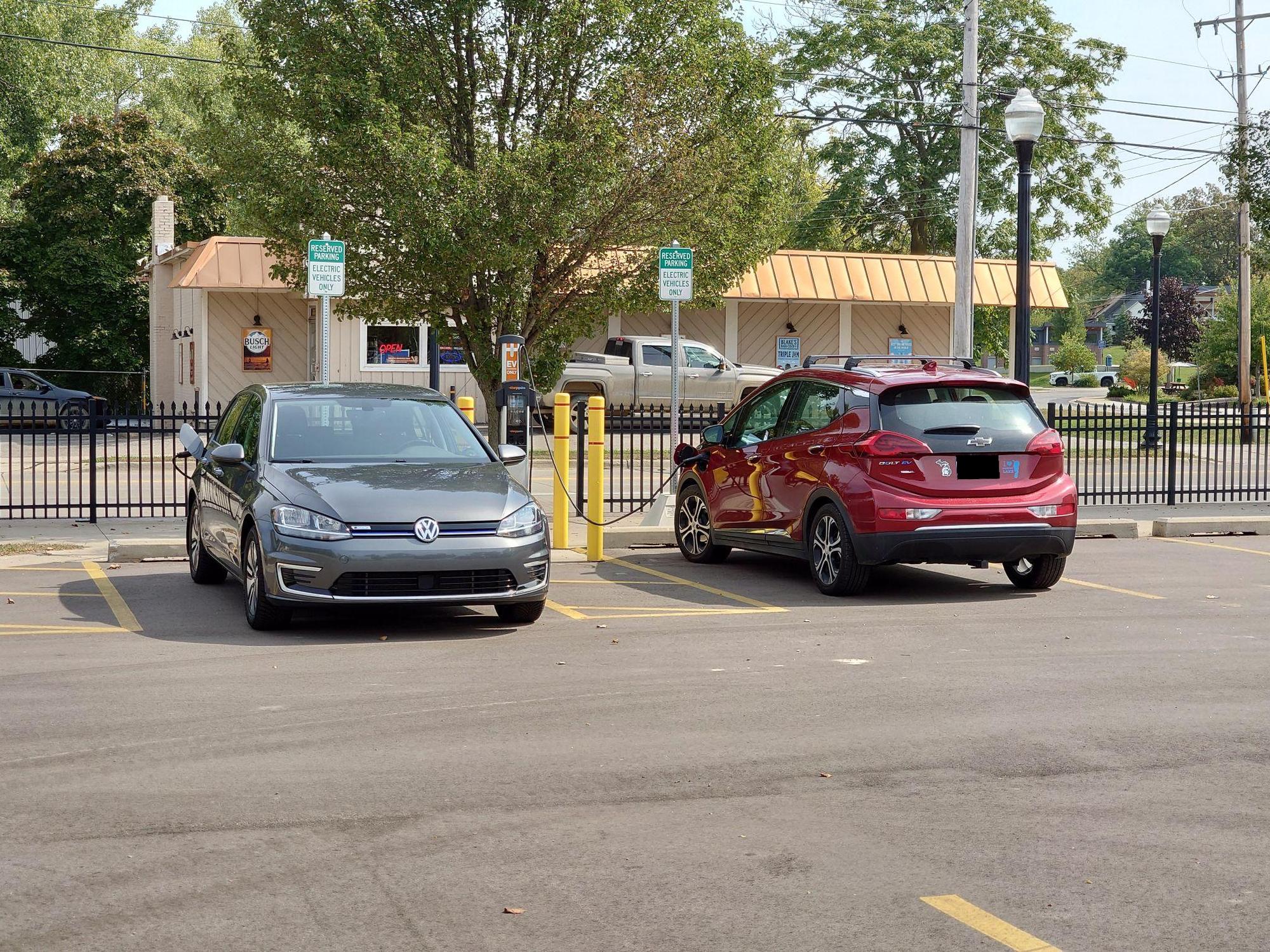 Hastings Parking Lot 3 Hastings, MI EV Station