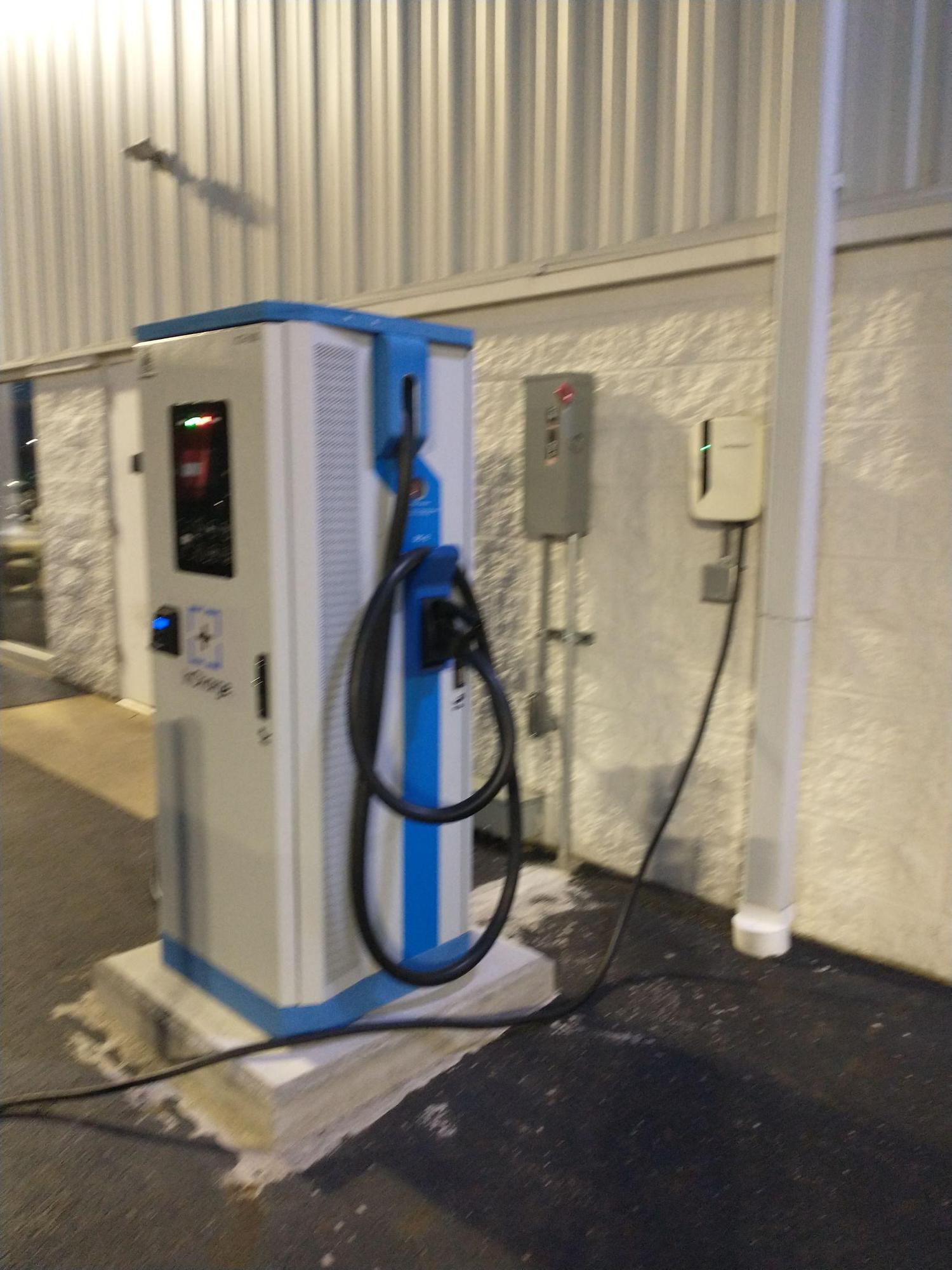 Fredericktown Chevrolet Fredericktown, OH EV Station