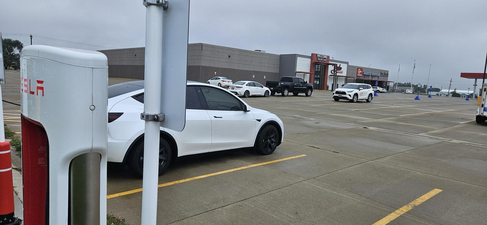 Buche Foods Dakota Crossing Sisseton, SD EV Station