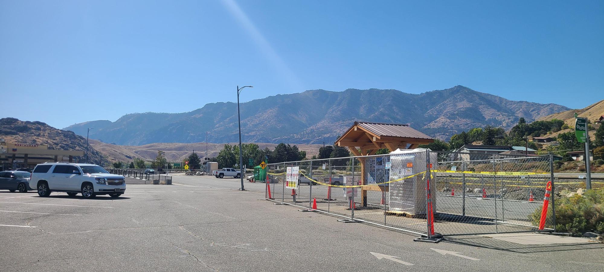 Pateros Mall Pateros, WA EV Station