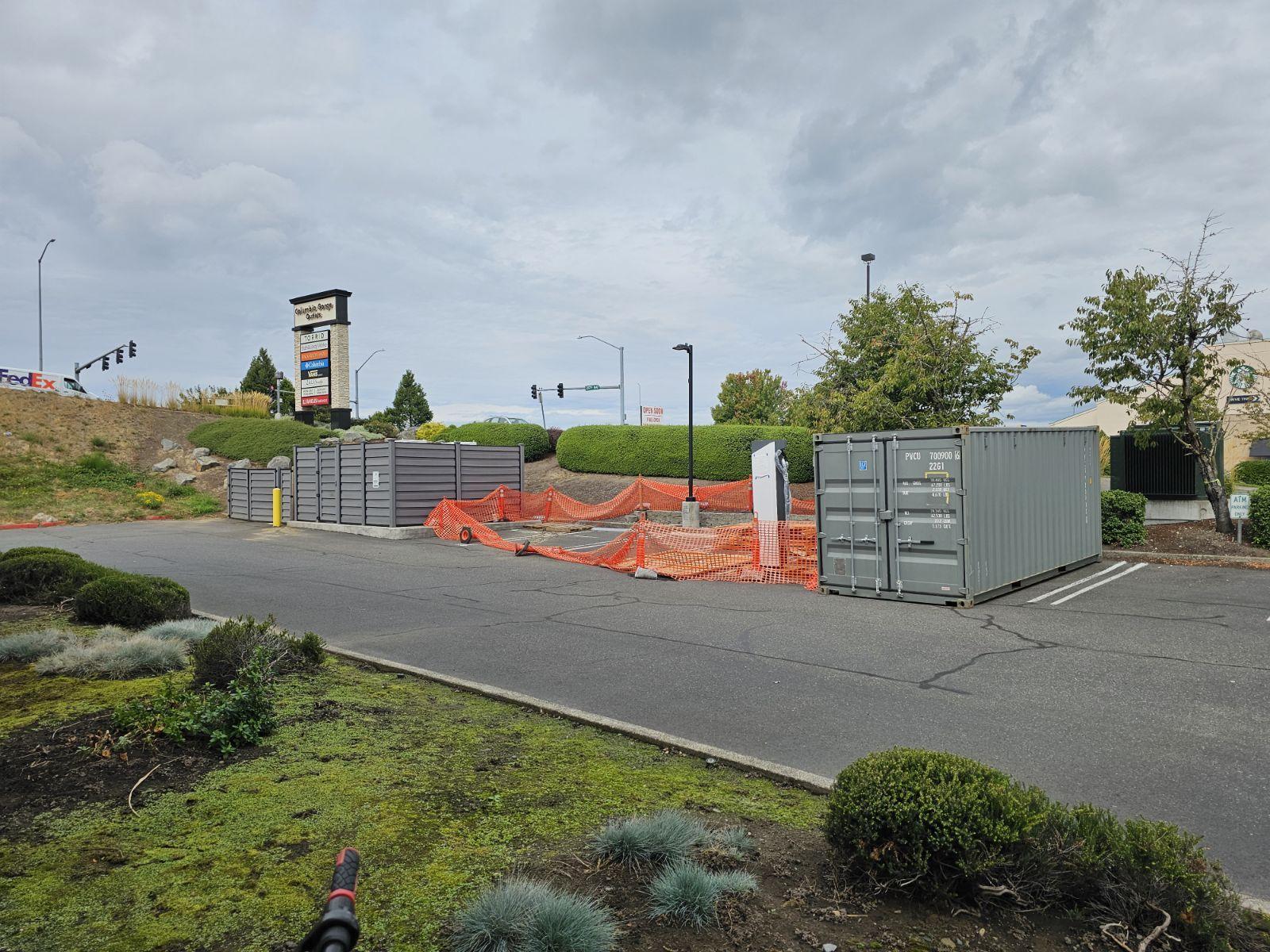 Columbia Outlets Troutdale, OR EV Station